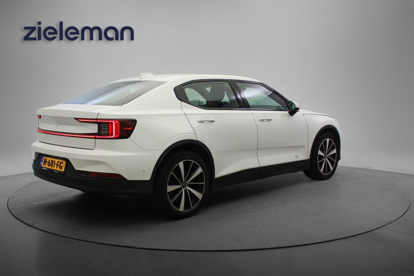 Foto van Polestar Polestar 2