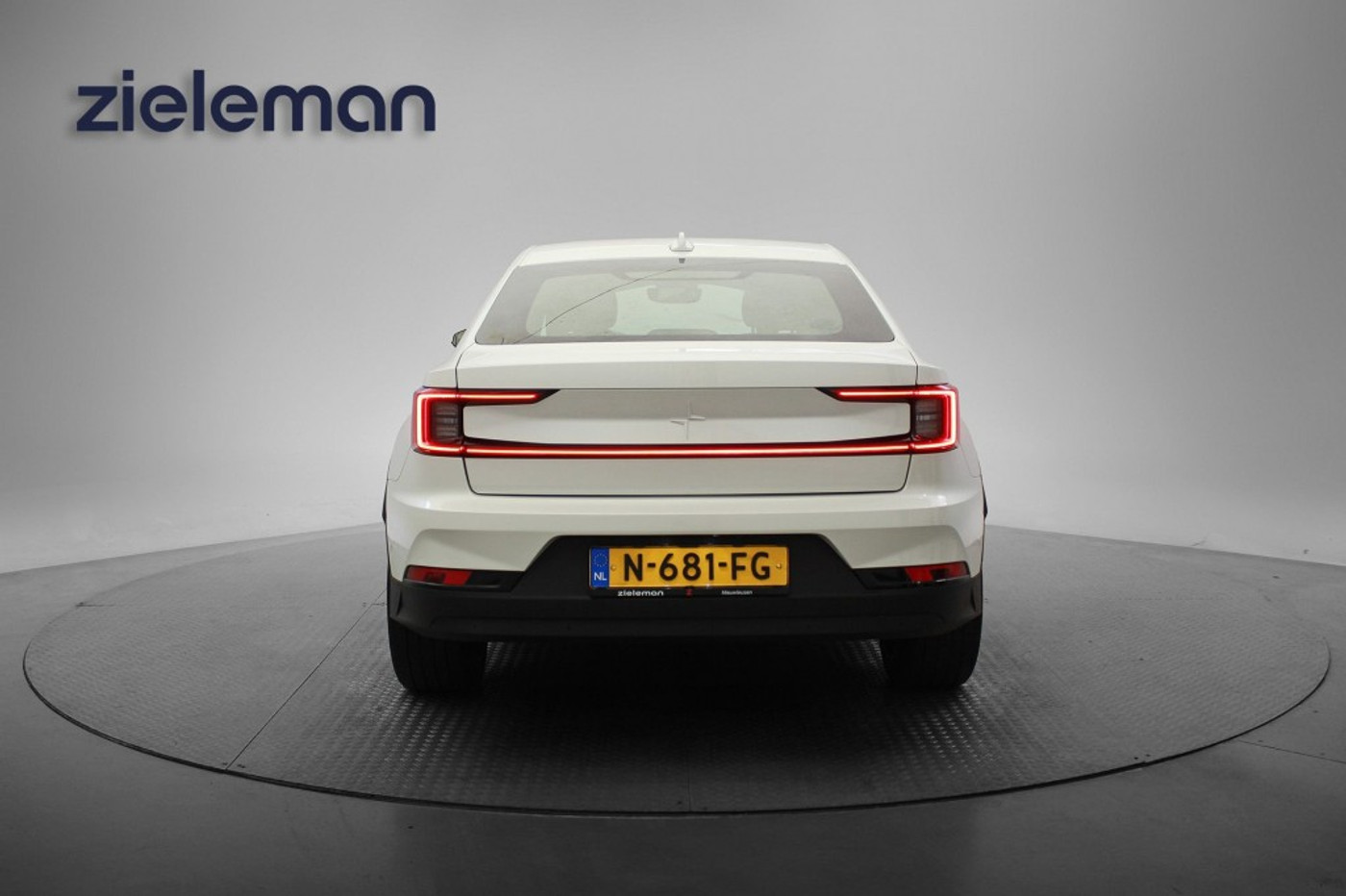 Foto van Polestar Polestar 2