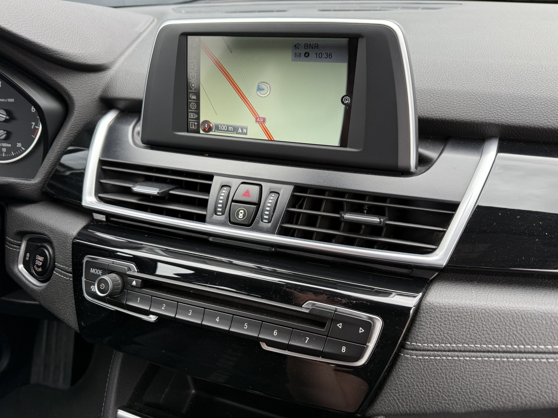 Foto van BMW 216i Active Tourer
