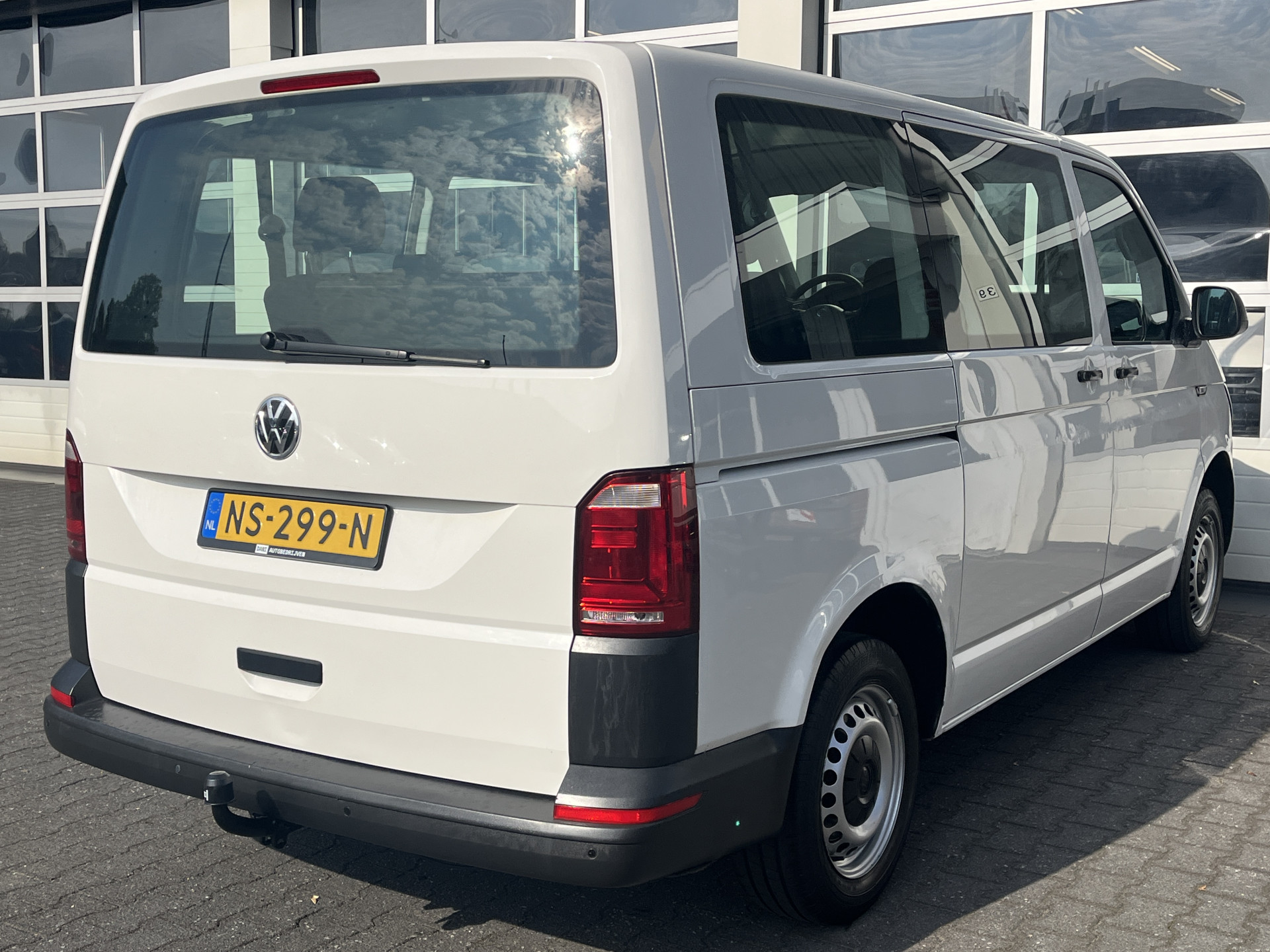 Foto van Volkswagen Transporter Kombi