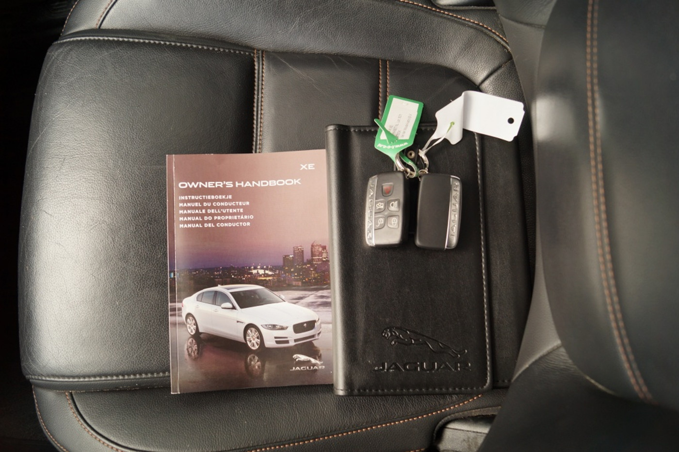 Foto van Jaguar Jaguar Xe
