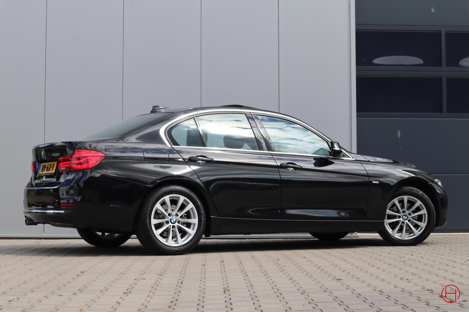 Foto van BMW 320i