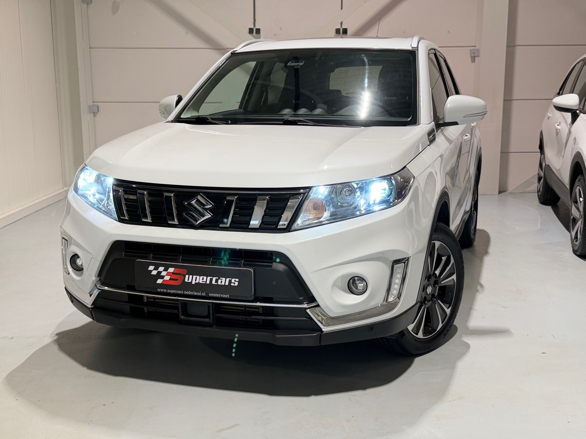 Suzuki Vitara 1.4 Boosterjet AllGrip Stijl 2019 - voorkant