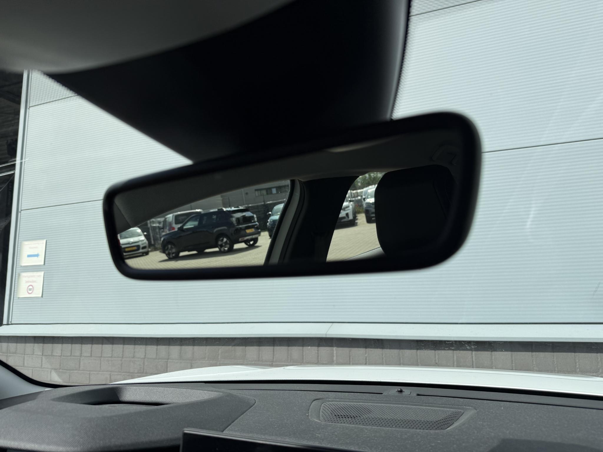 Foto van Citroen E-c4