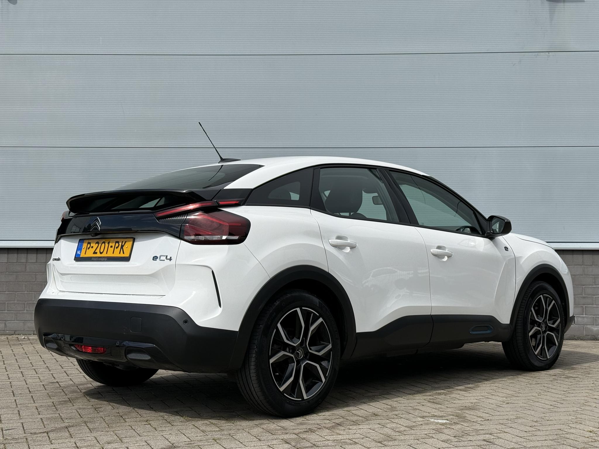 Foto van Citroen E-c4