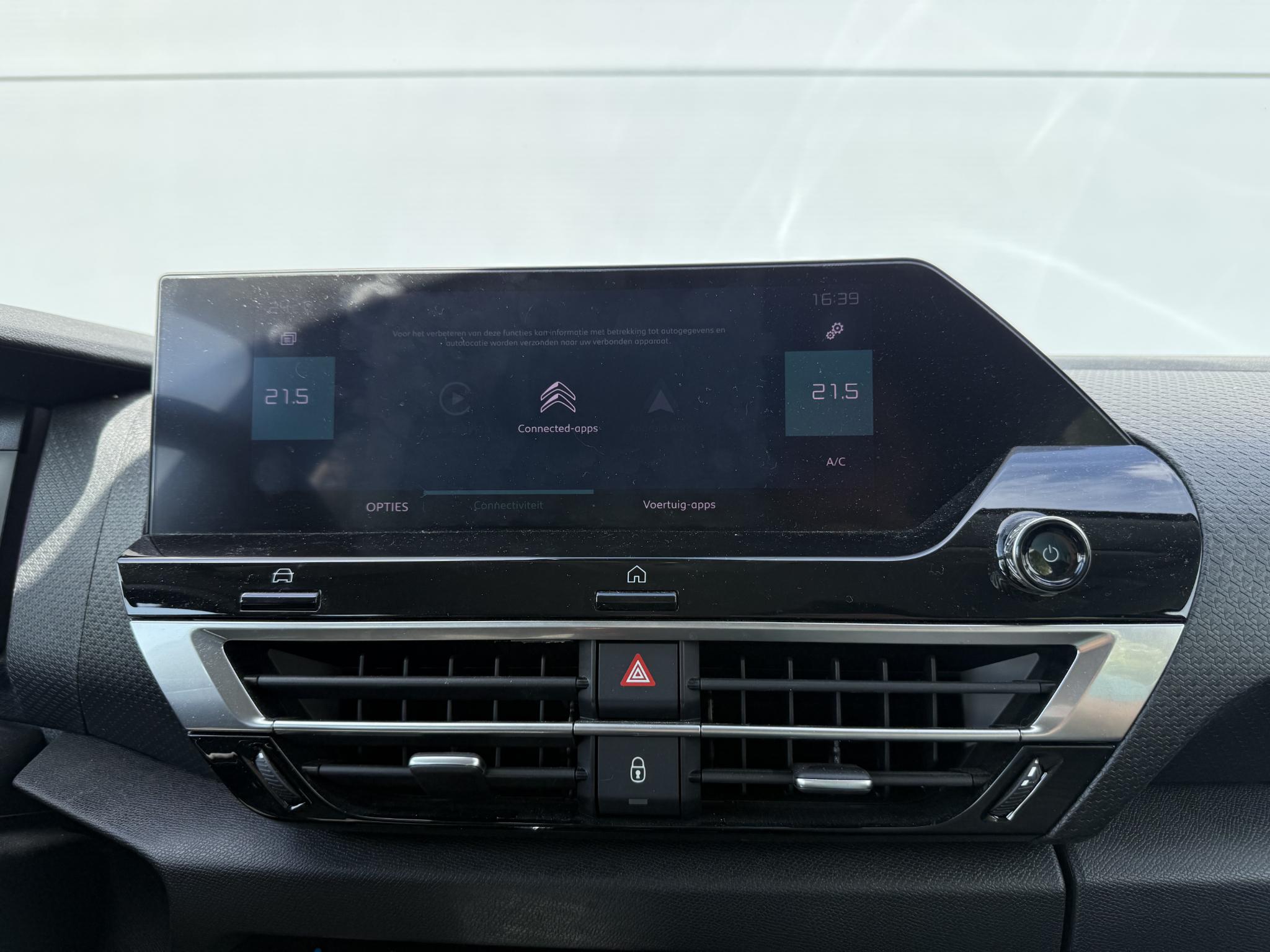 Foto van Citroen E-c4