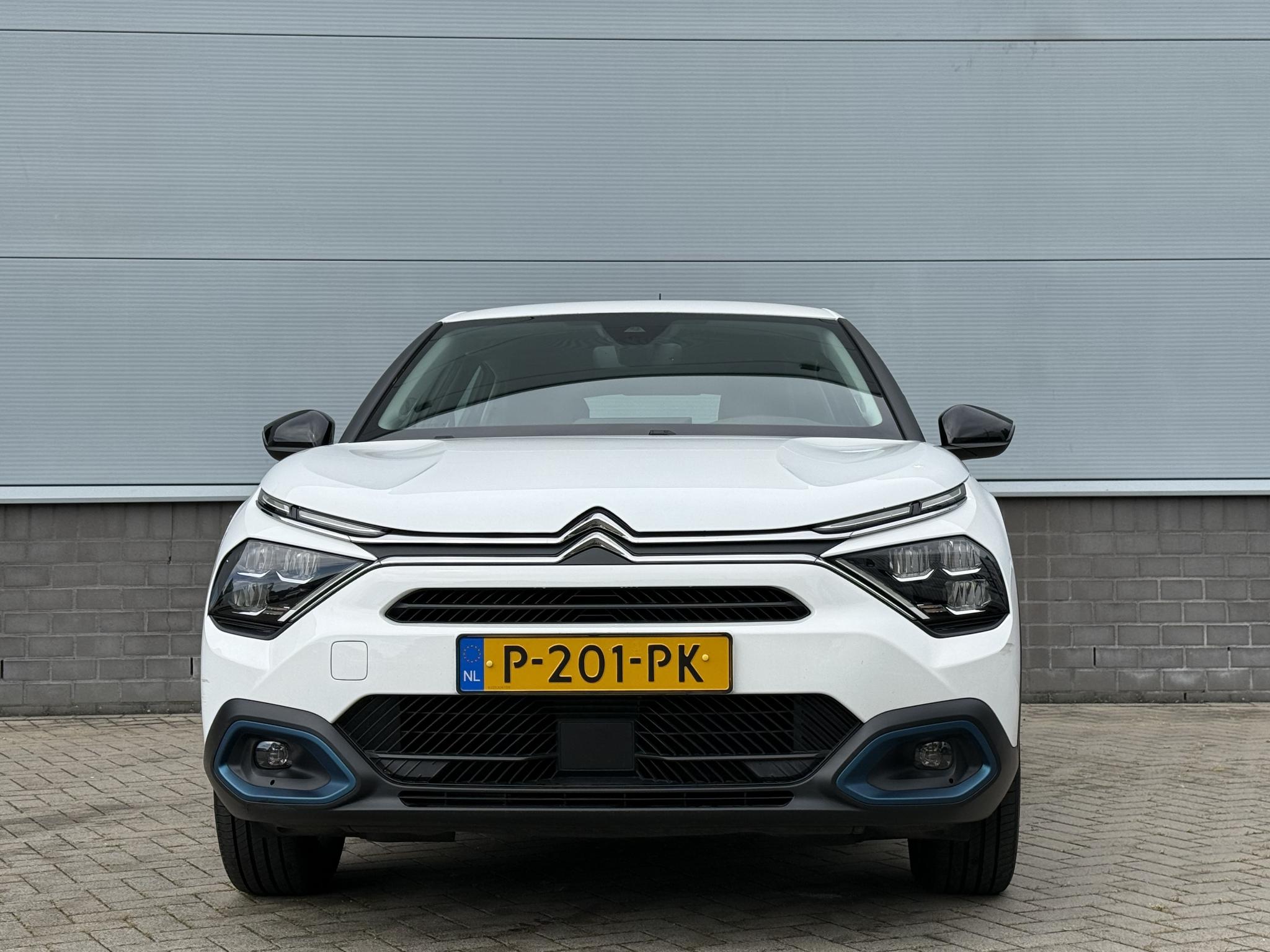 Foto van Citroen E-c4