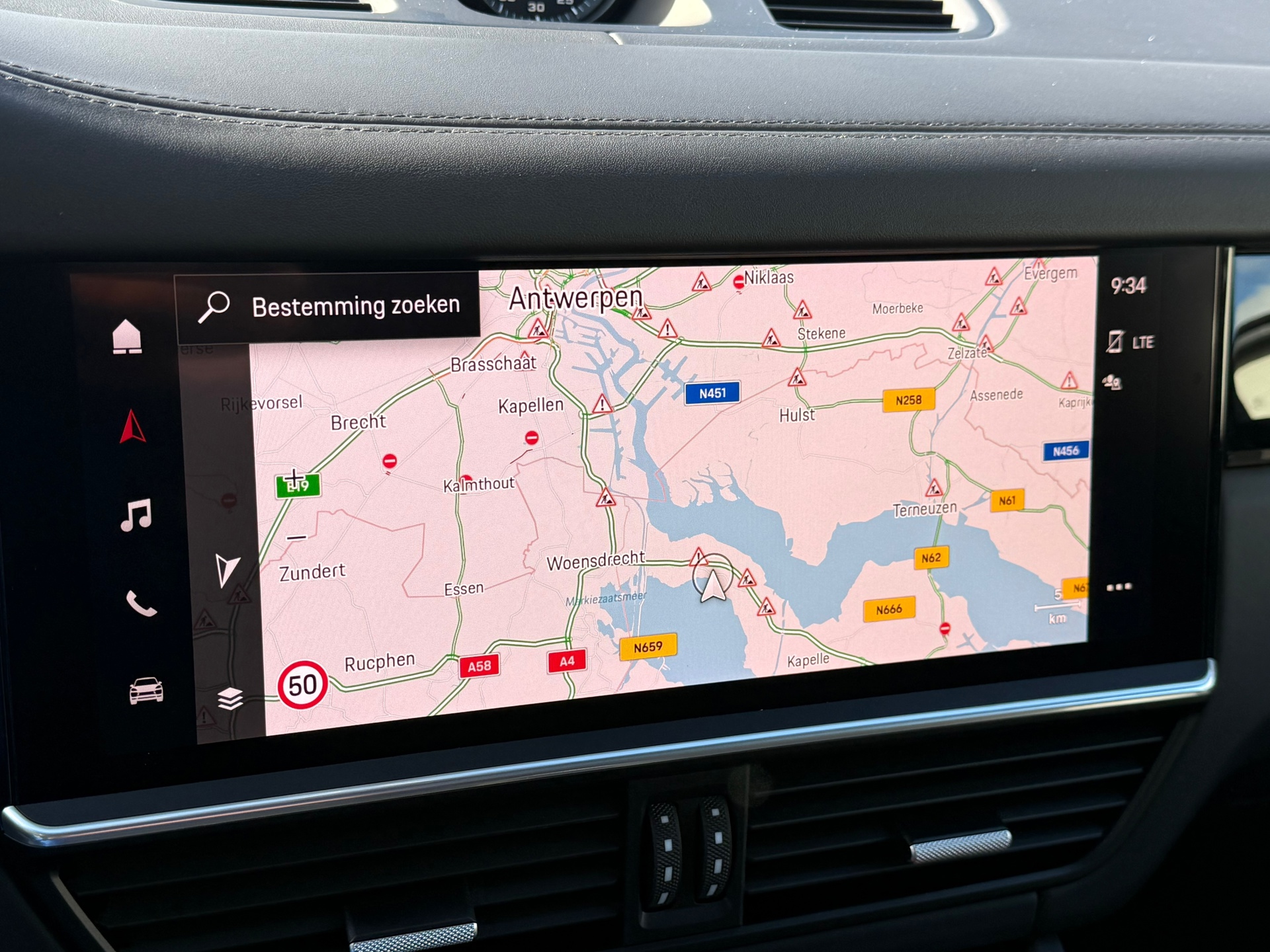 Foto van Porsche Cayenne E-hybrid