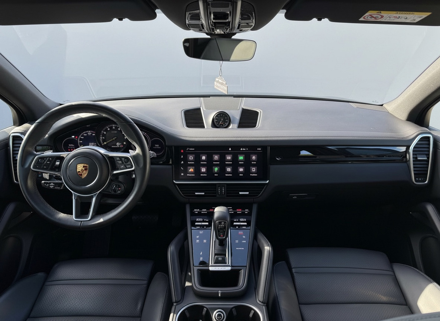 Foto van Porsche Cayenne E-hybrid