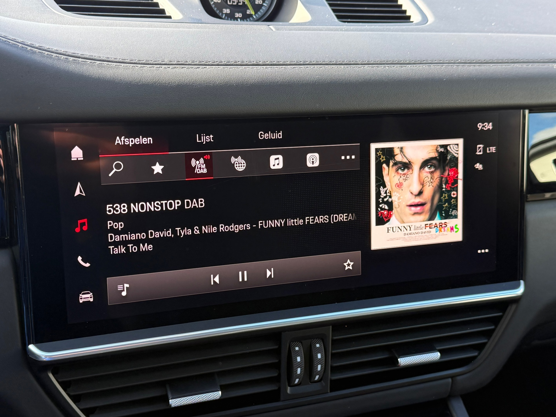 Foto van Porsche Cayenne E-hybrid
