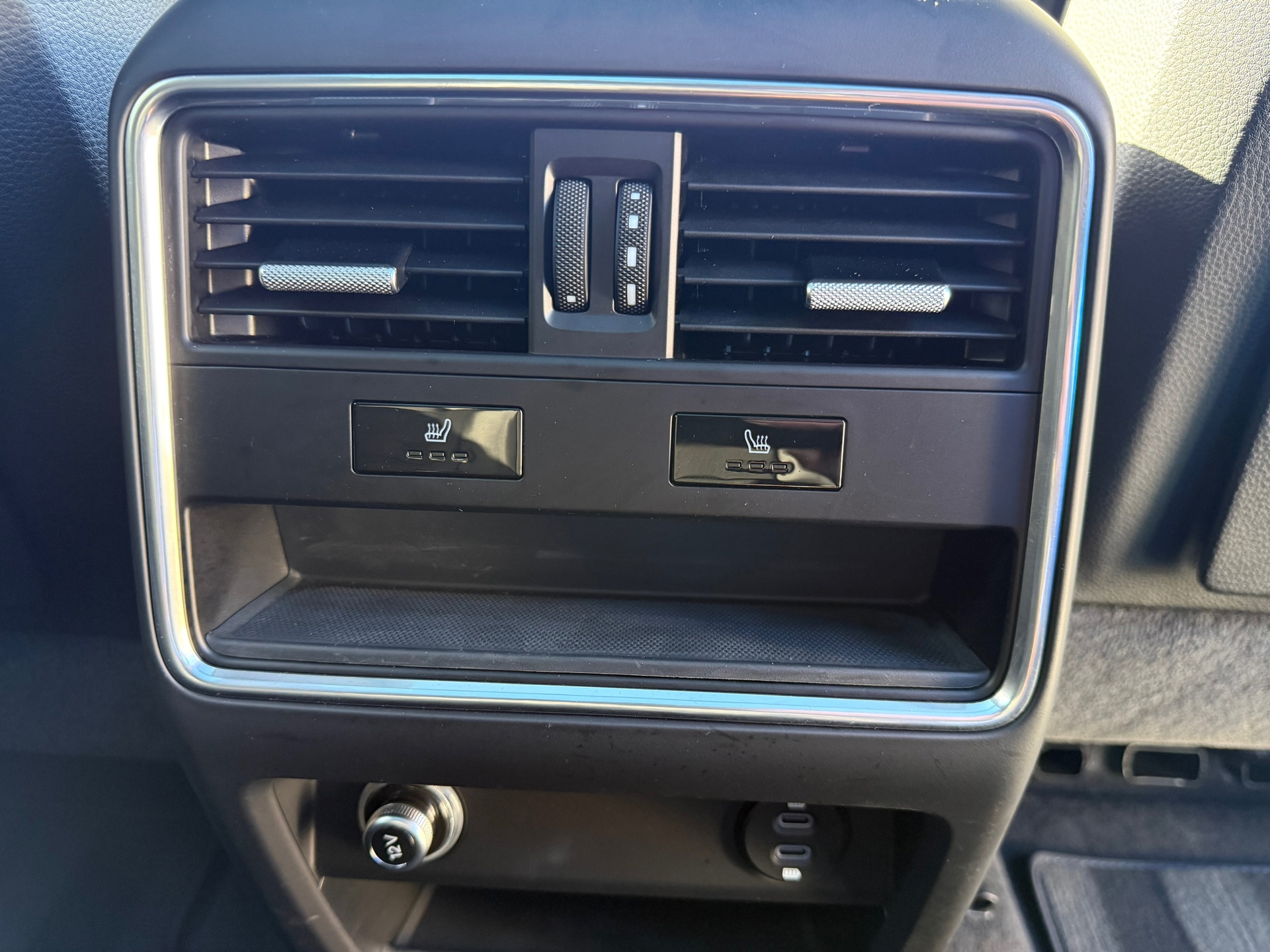 Foto van Porsche Cayenne E-hybrid