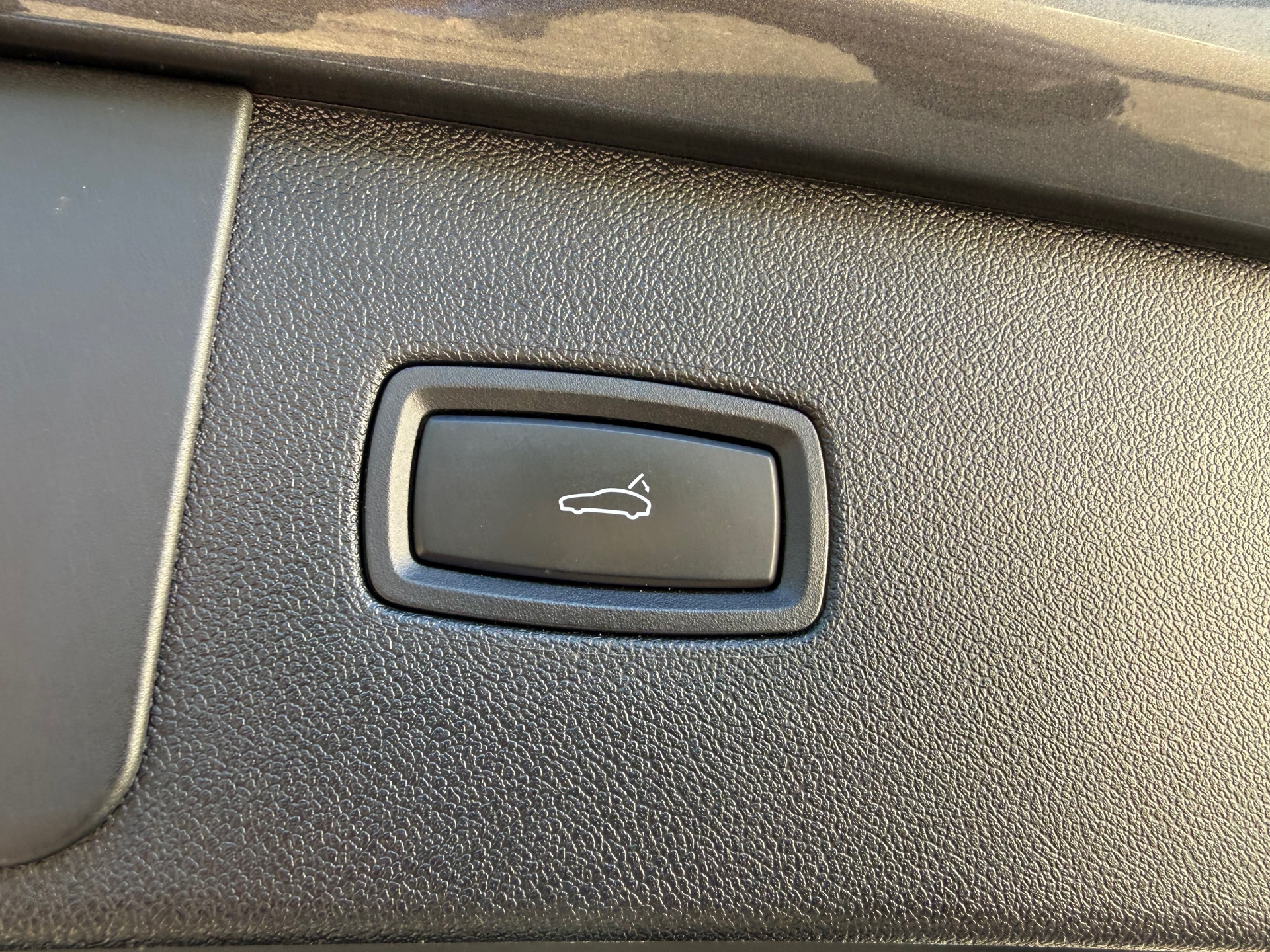 Foto van Porsche Cayenne E-hybrid