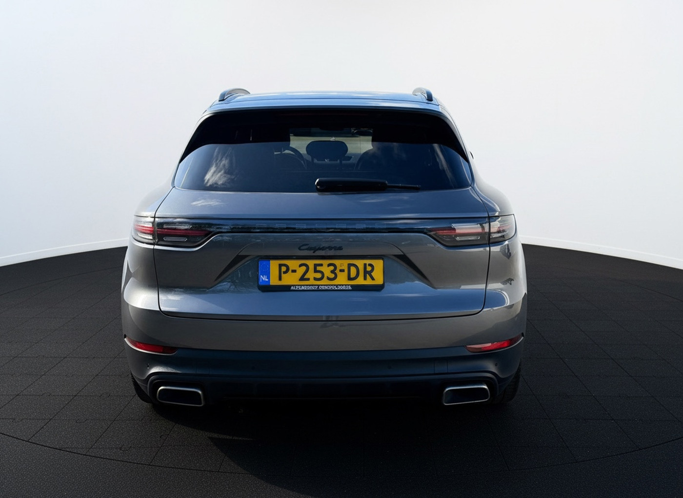 Foto van Porsche Cayenne E-hybrid