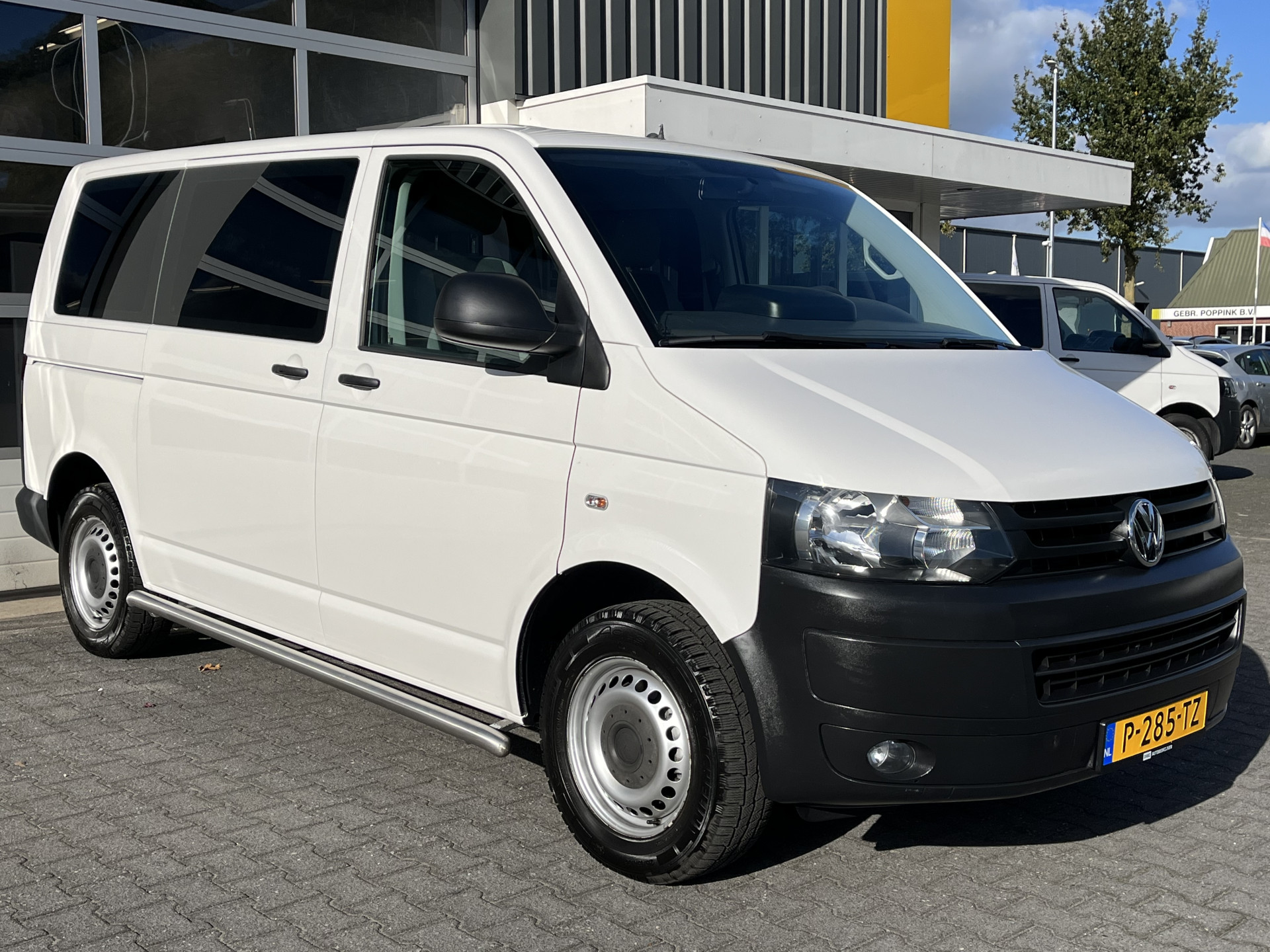 Volkswagen Kombi 2.0 TDI 140 pk DSG Automaat L1H1 BM 2015 - voorkant