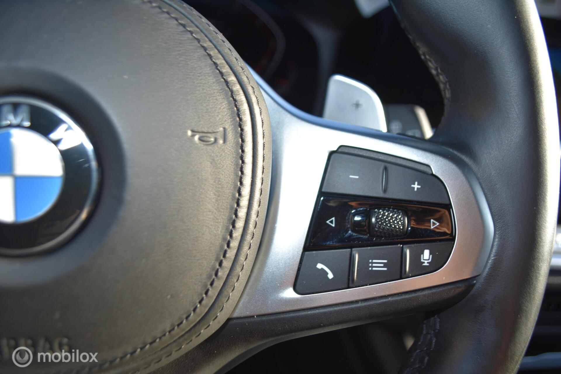 Foto van BMW 330i