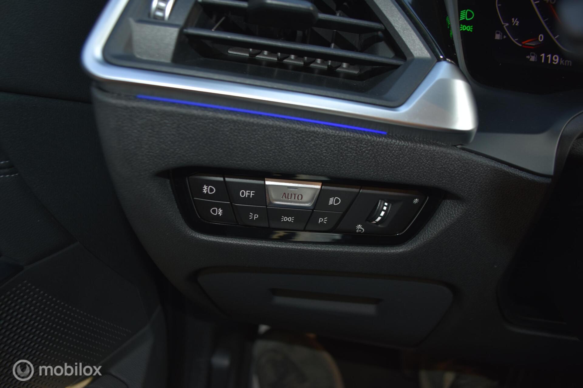 Foto van BMW 330i