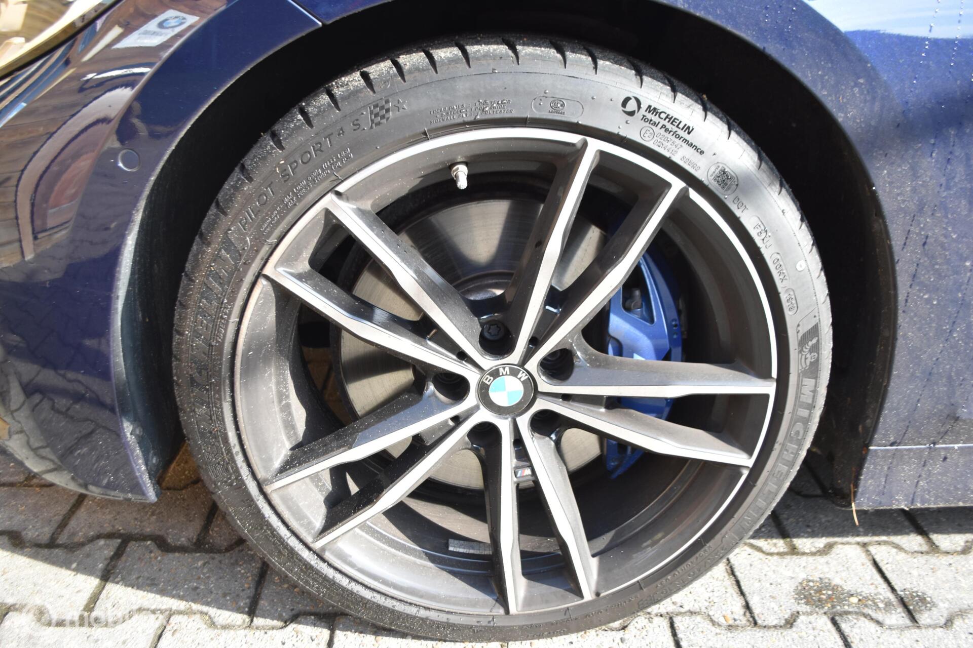 Foto van BMW 330i