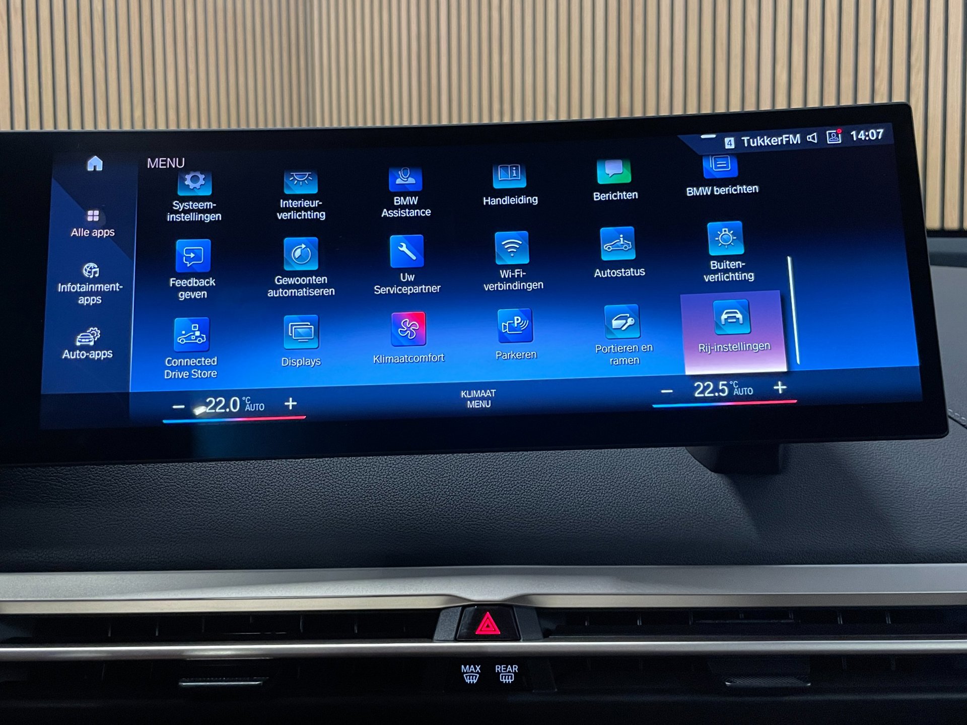 Foto van BMW Ix Xdrive40