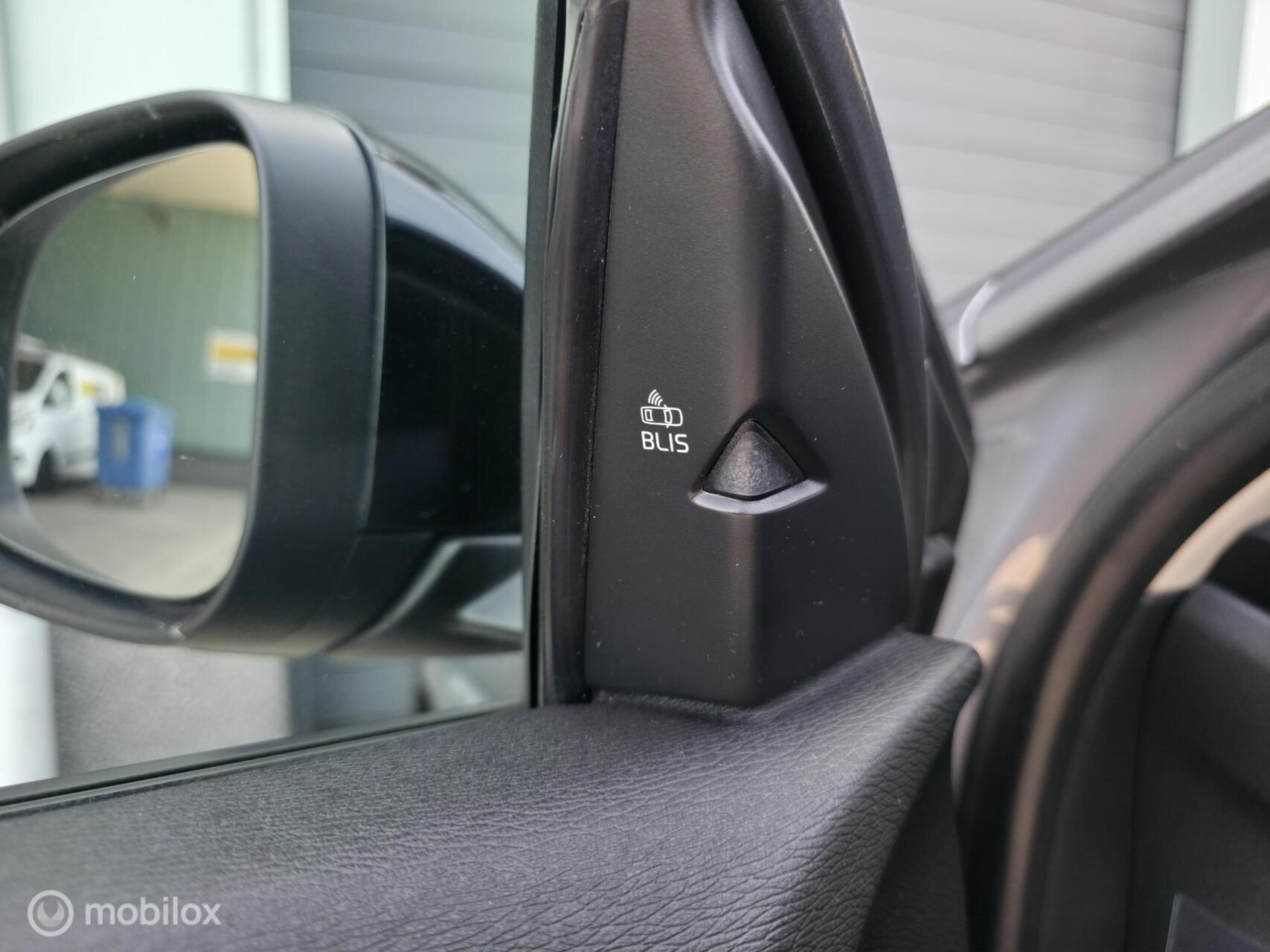 Foto van Volvo V40 Cross Country
