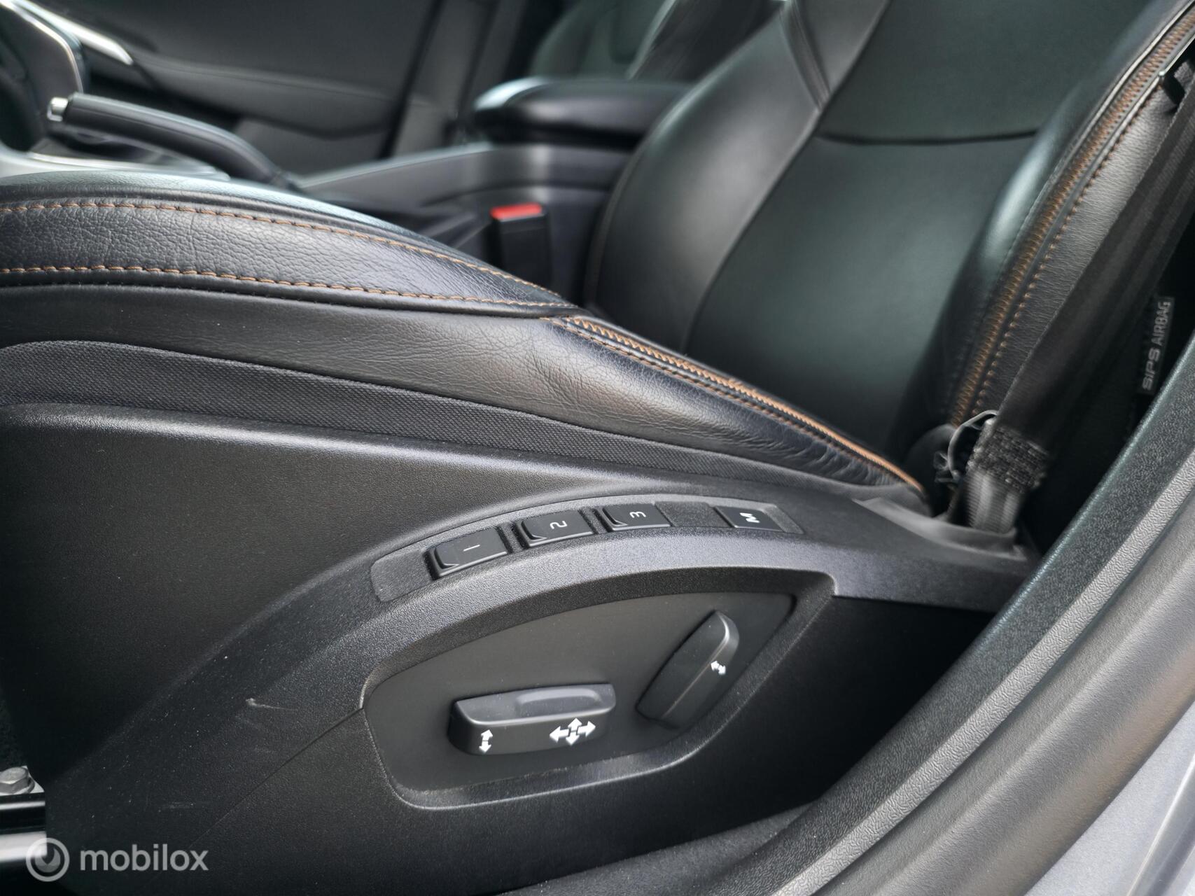 Foto van Volvo V40 Cross Country