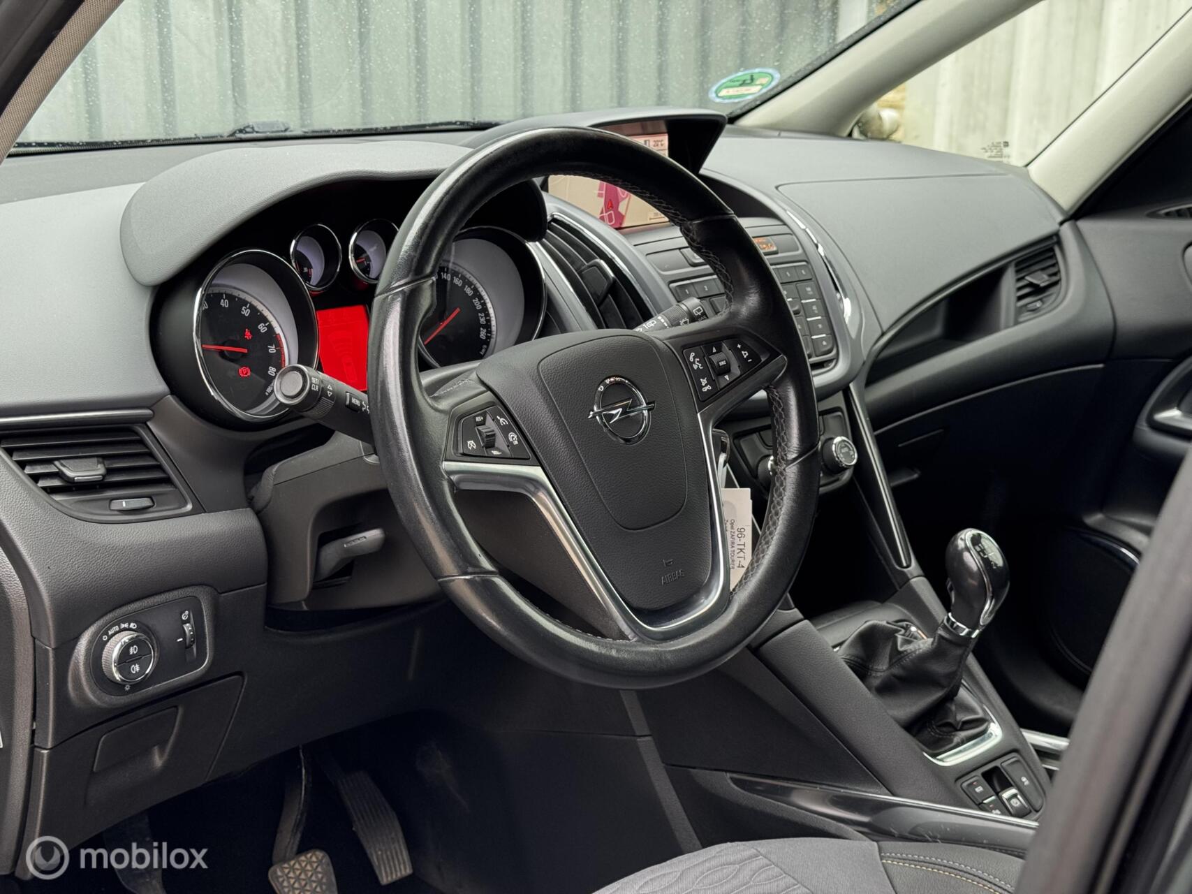 Foto van Opel Zafira Tourer