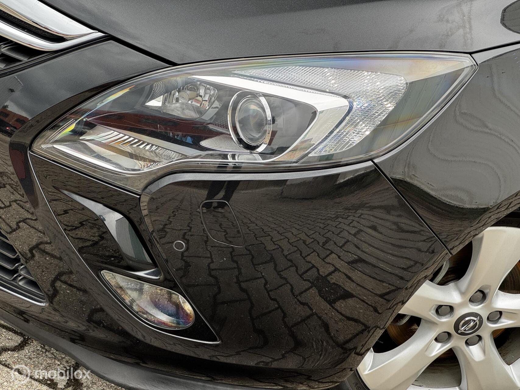 Foto van Opel Zafira Tourer