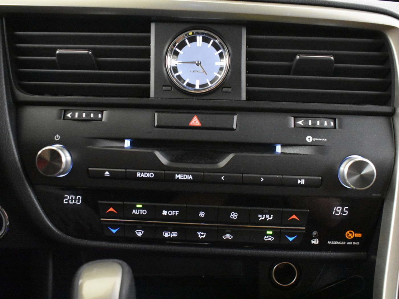 Foto van Lexus Lexus Rx450h