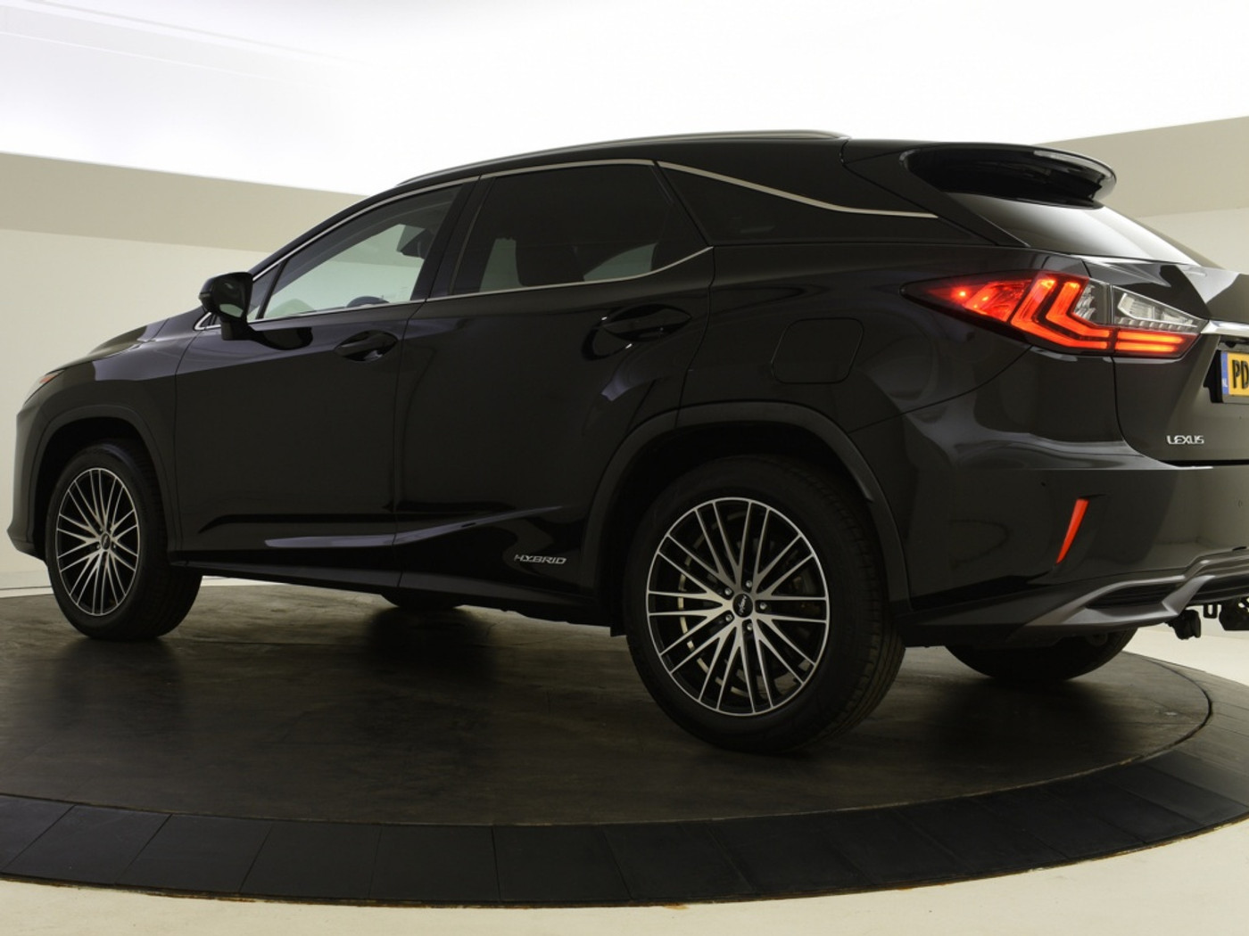 Foto van Lexus Lexus Rx450h