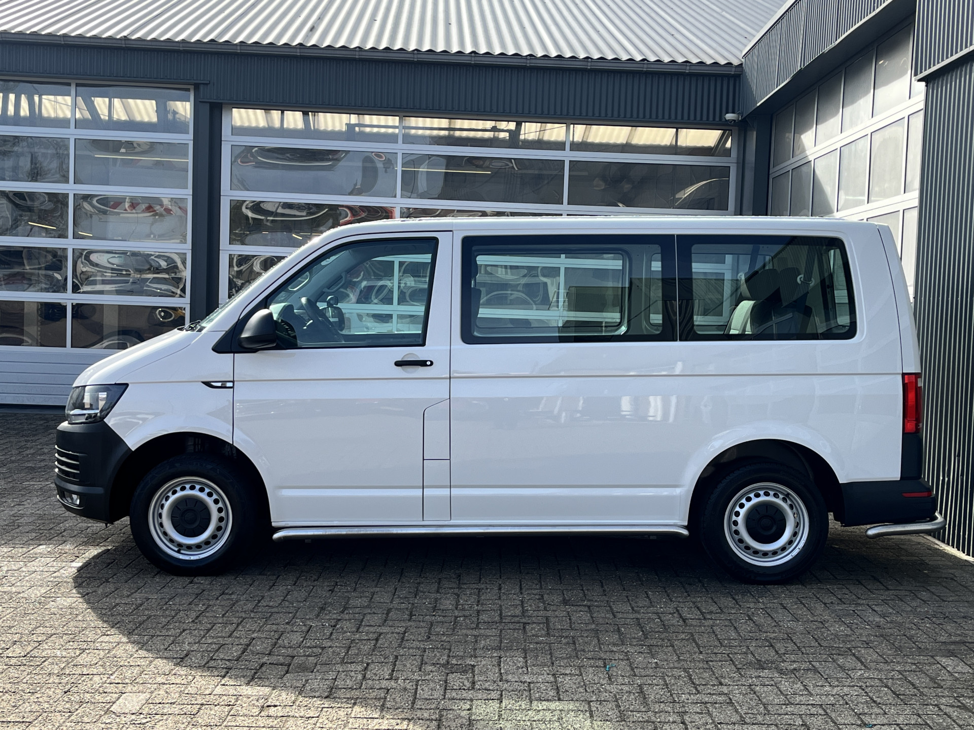Foto van Volkswagen Transporter Kombi