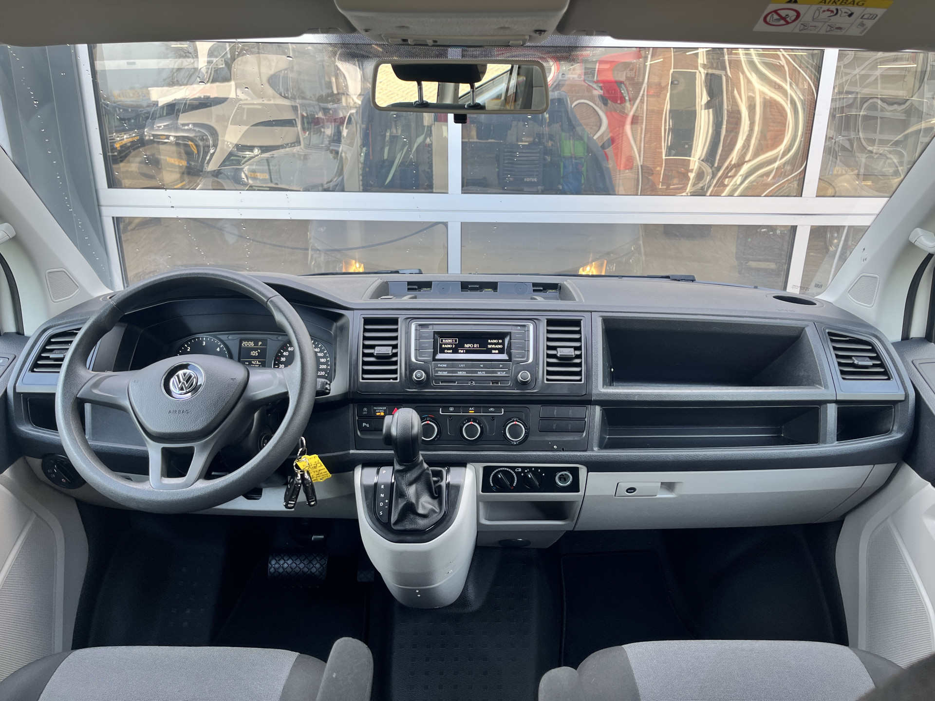 Foto van Volkswagen Transporter Kombi