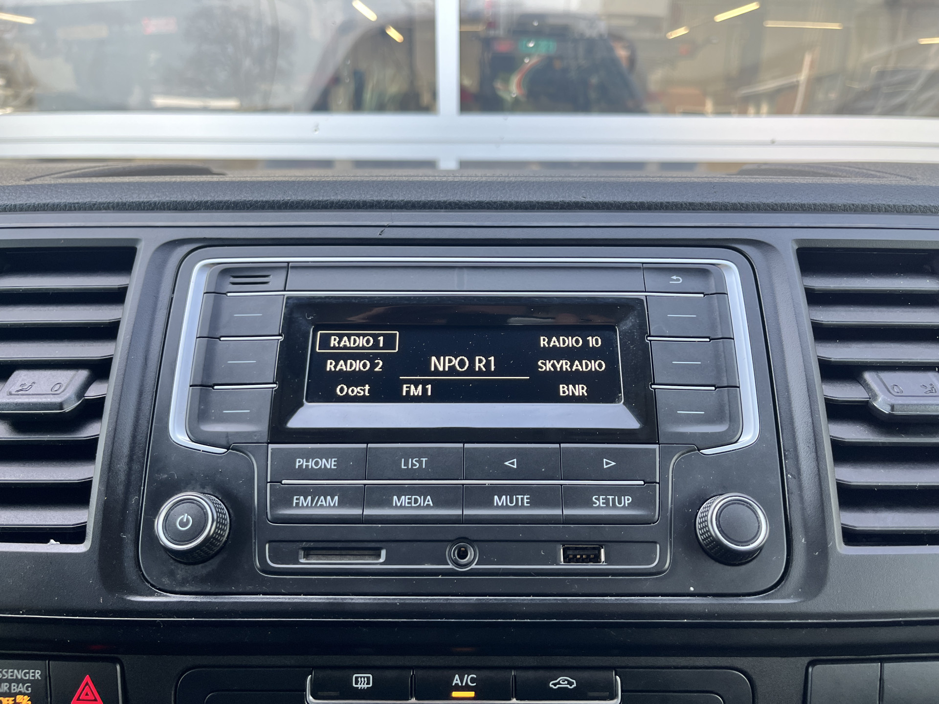 Foto van Volkswagen Transporter Kombi