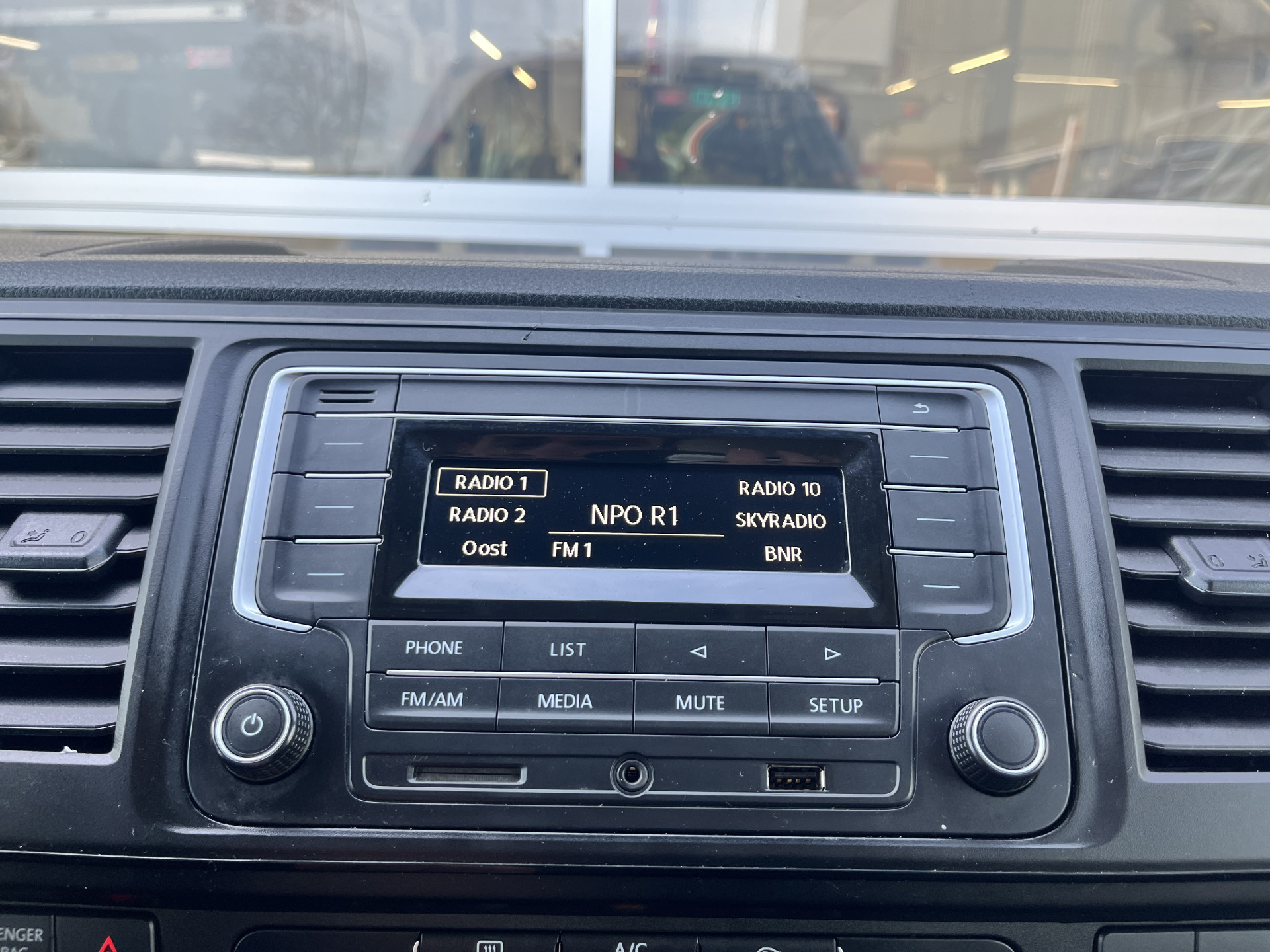 Foto van Volkswagen Transporter Kombi