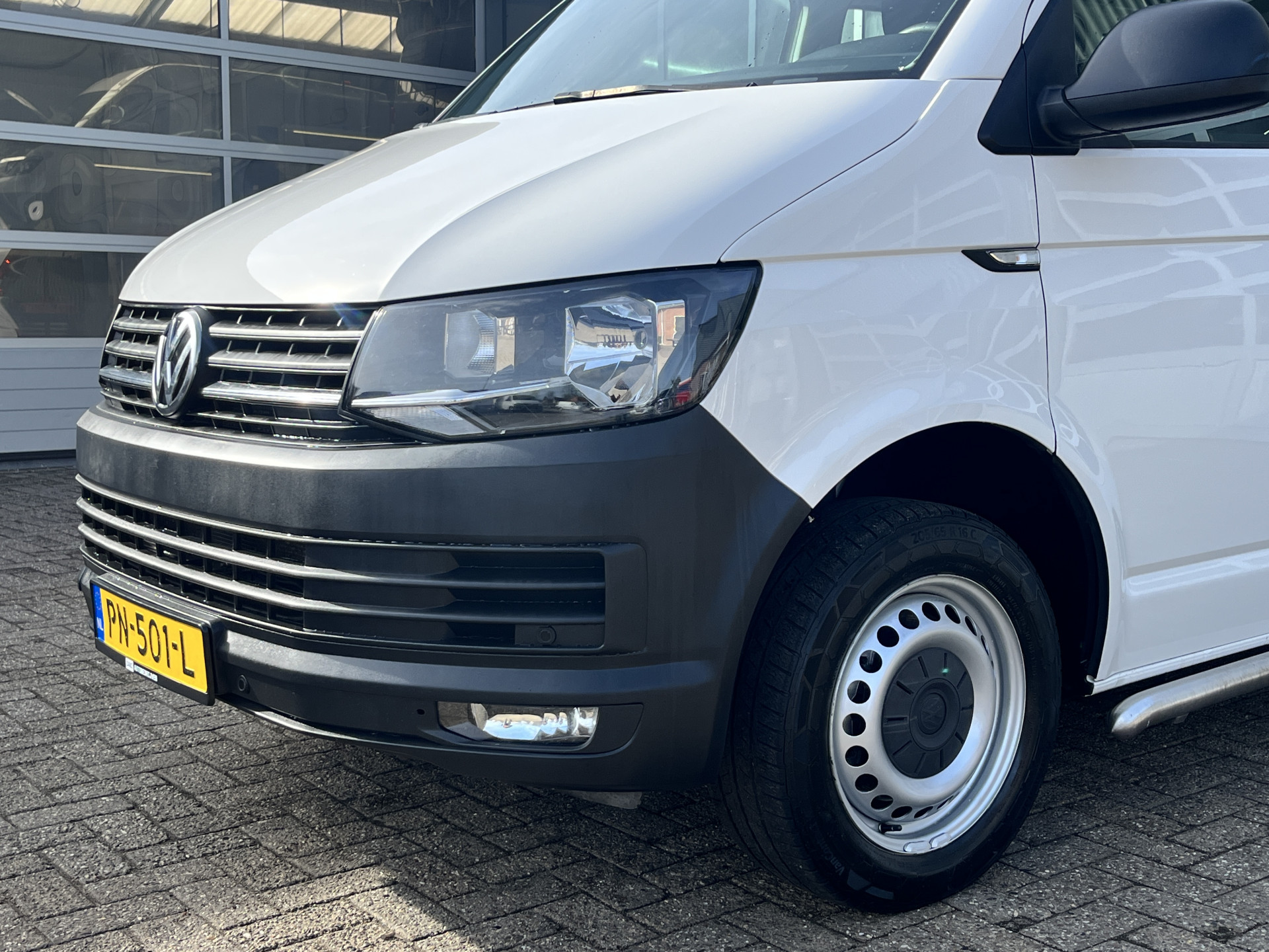 Foto van Volkswagen Transporter Kombi