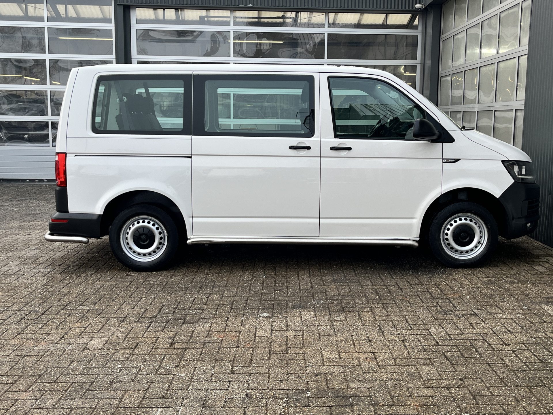 Foto van Volkswagen Transporter Kombi
