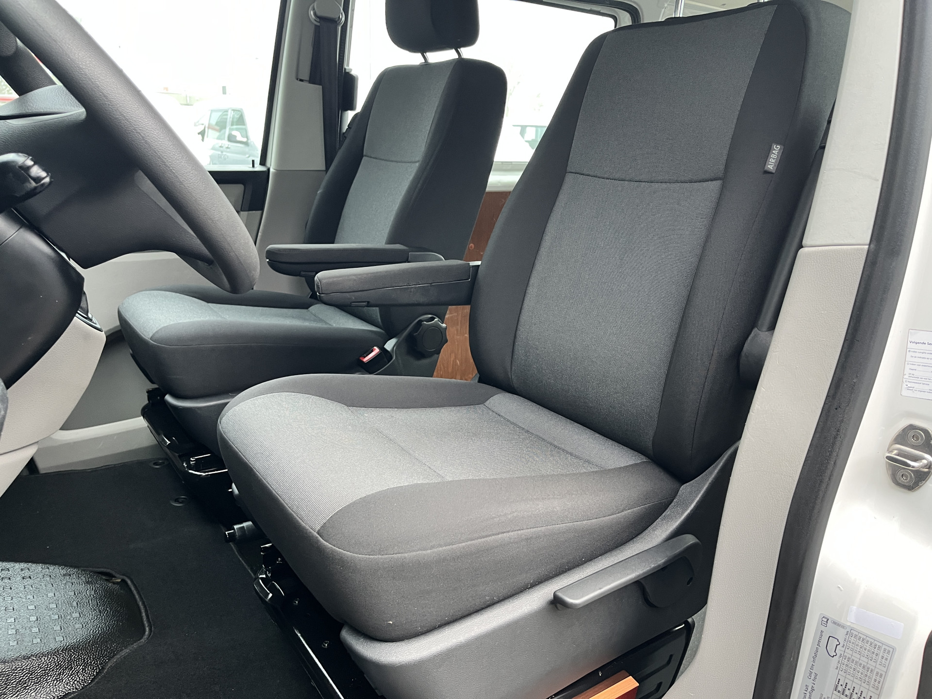 Foto van Volkswagen Transporter Kombi