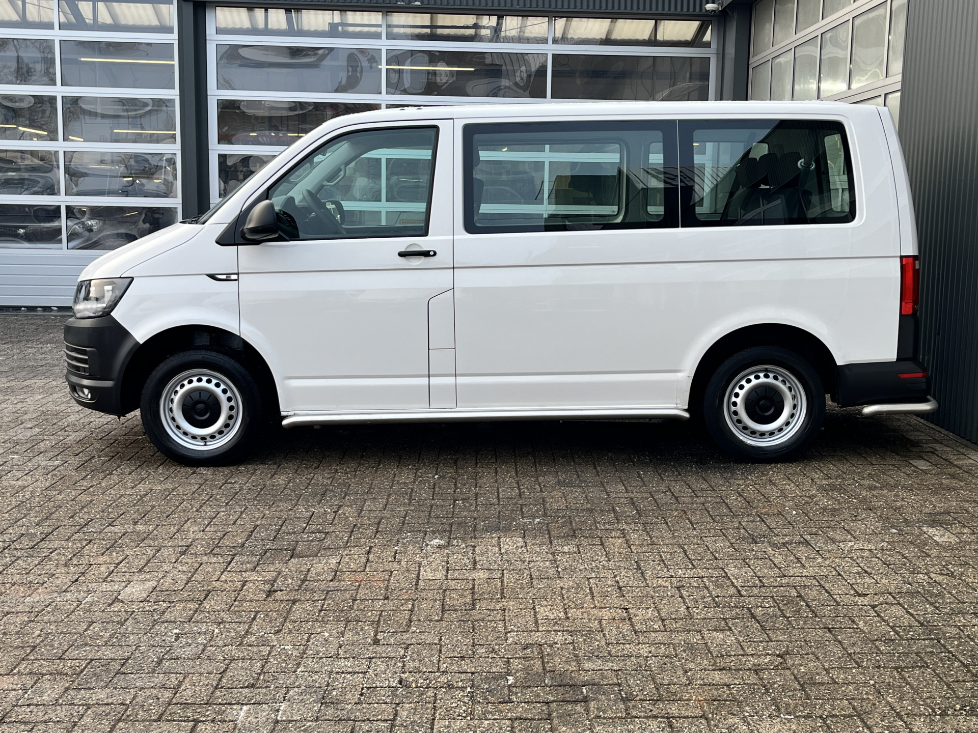 Foto van Volkswagen Transporter Kombi