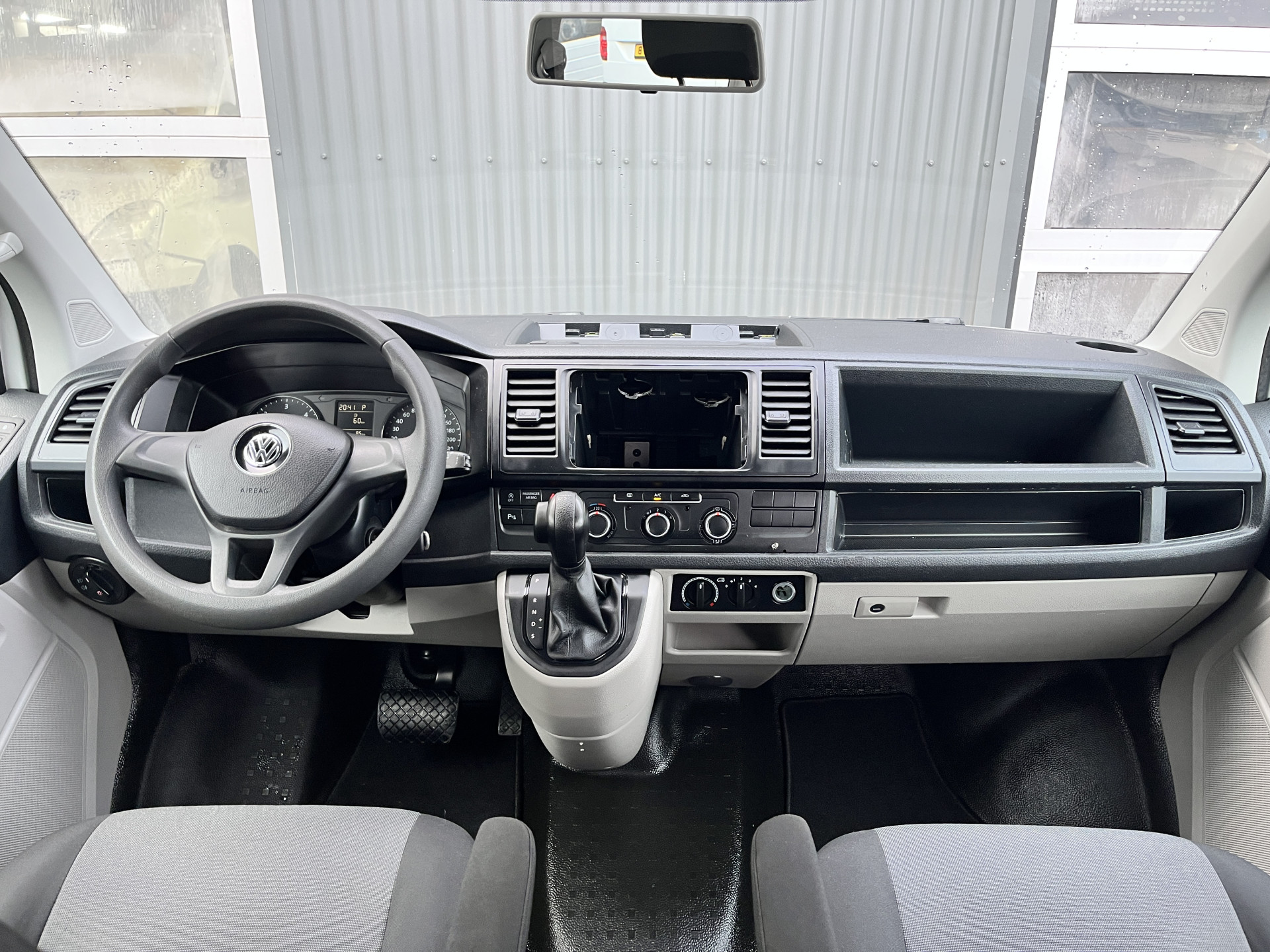 Foto van Volkswagen Transporter Kombi