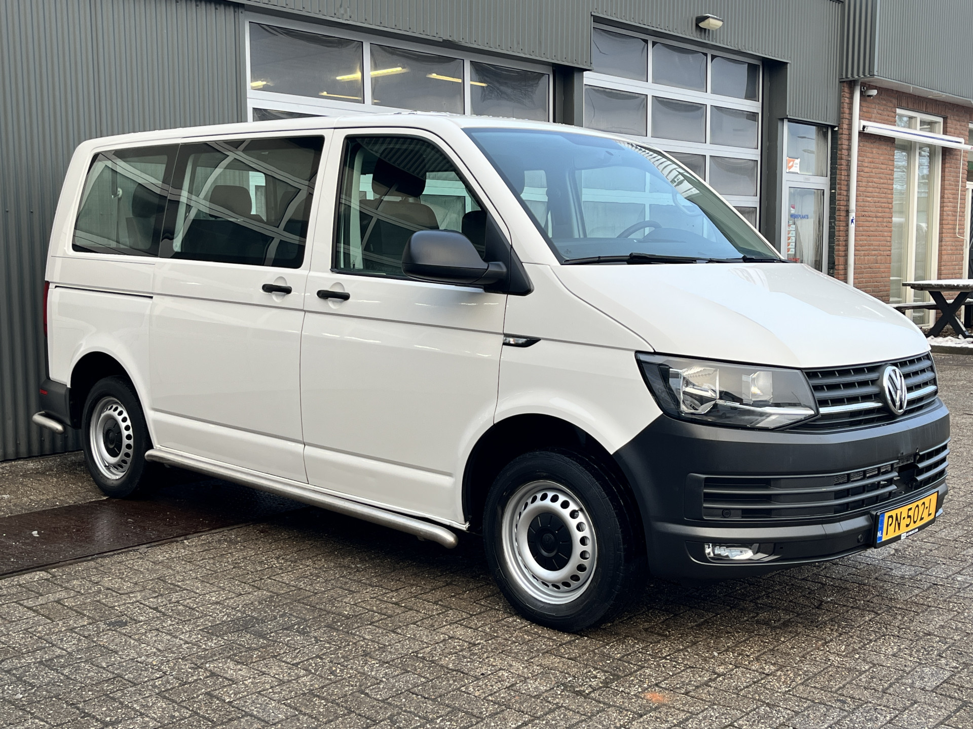 Foto van Volkswagen Transporter Kombi