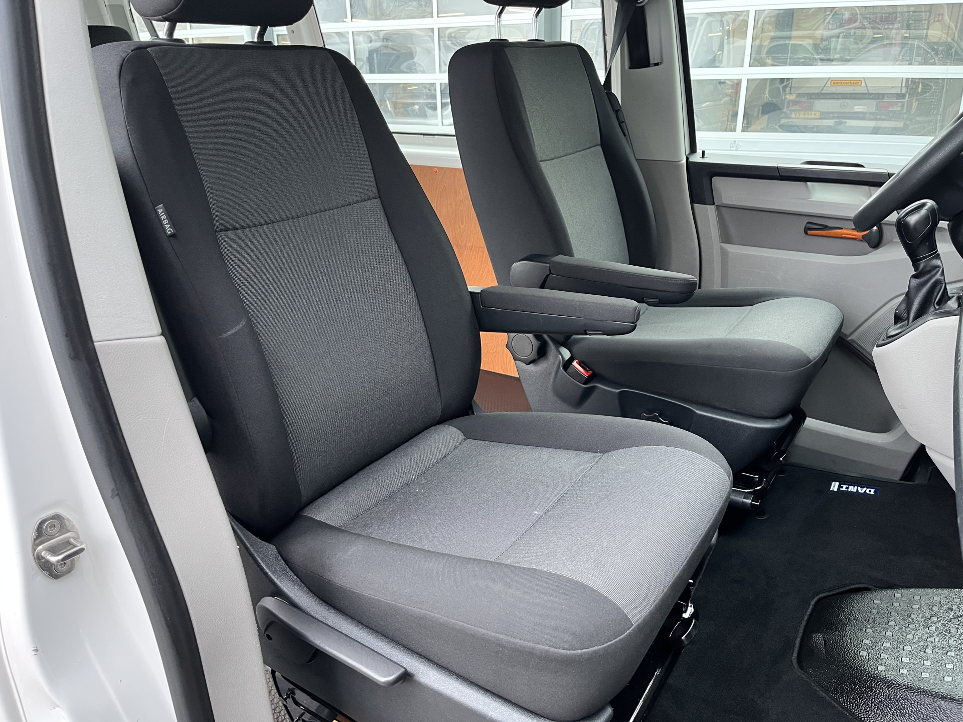 Foto van Volkswagen Transporter Kombi