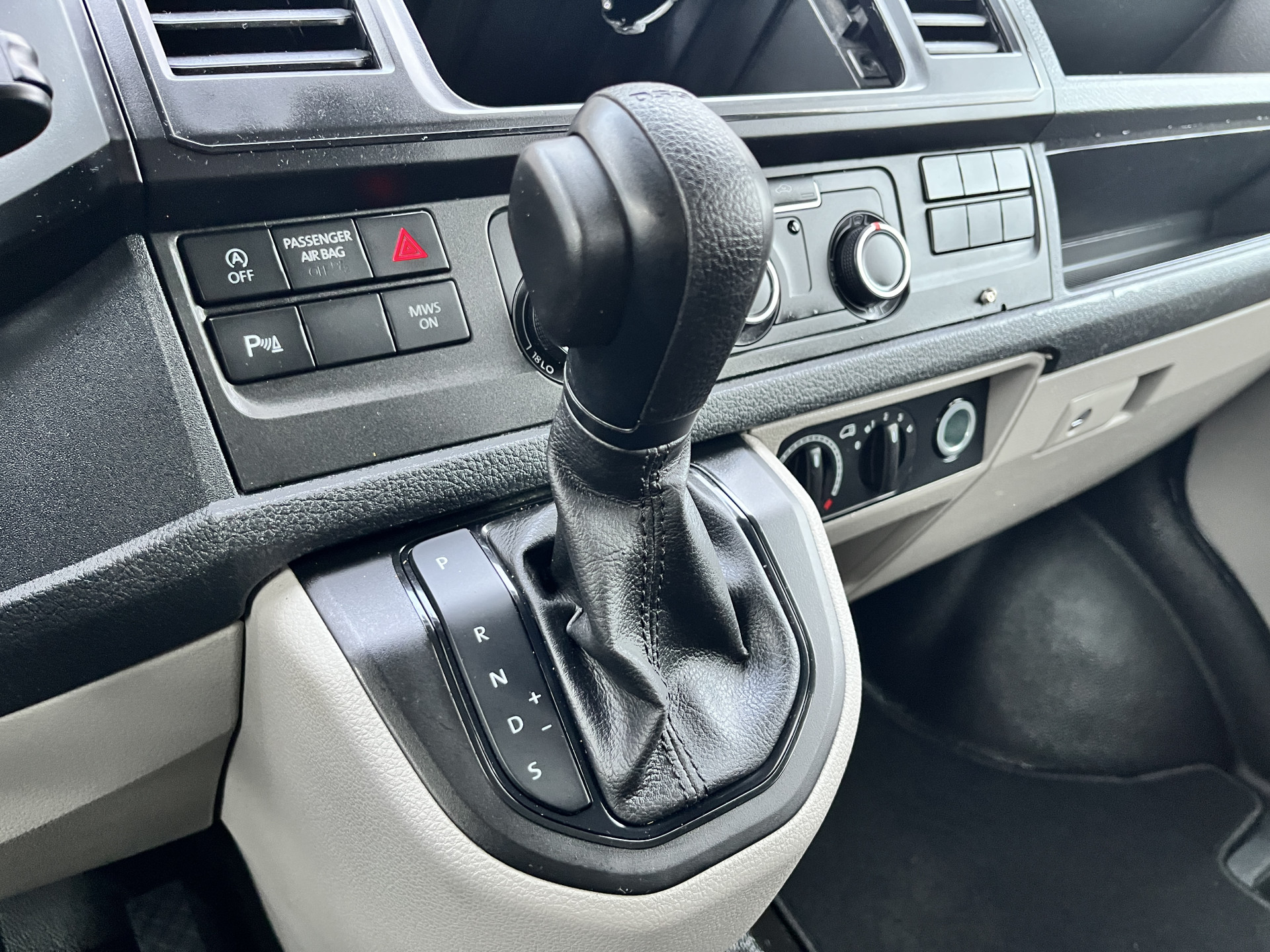 Foto van Volkswagen Transporter Kombi