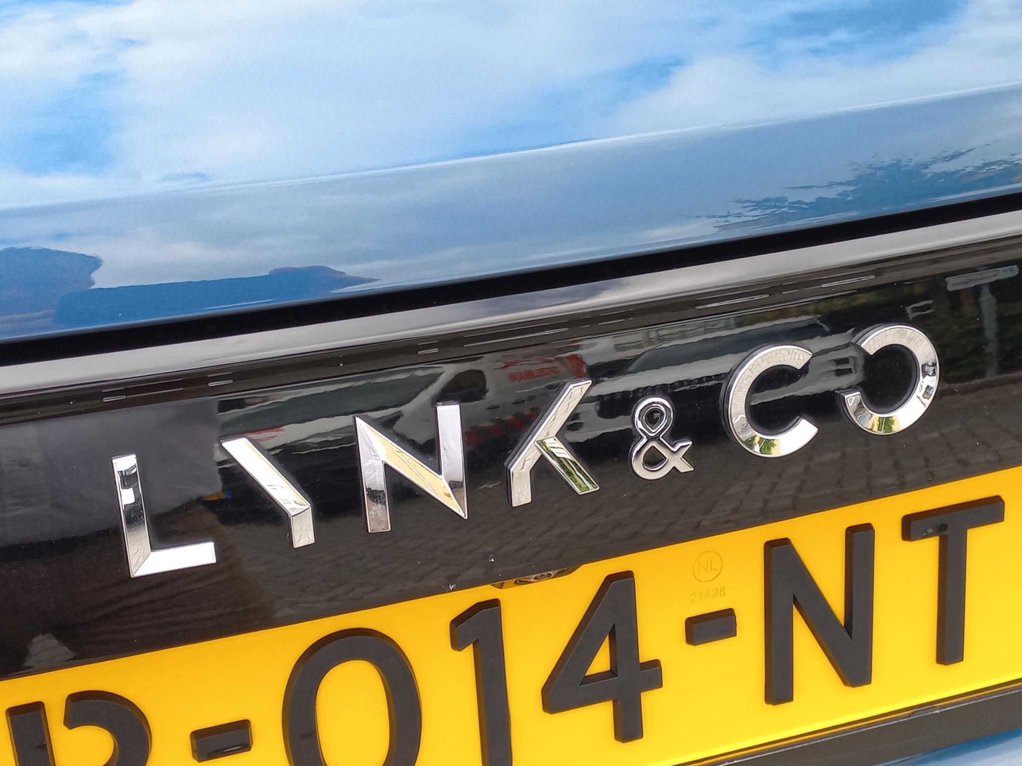 Foto van Lynk&co LYNK & Co 01