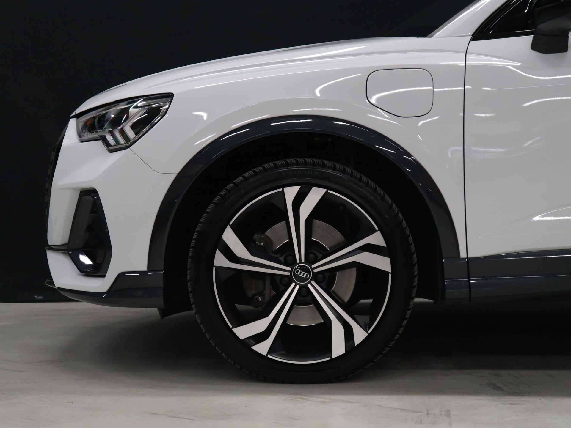 Foto van Audi Q3 Sportback E-tron