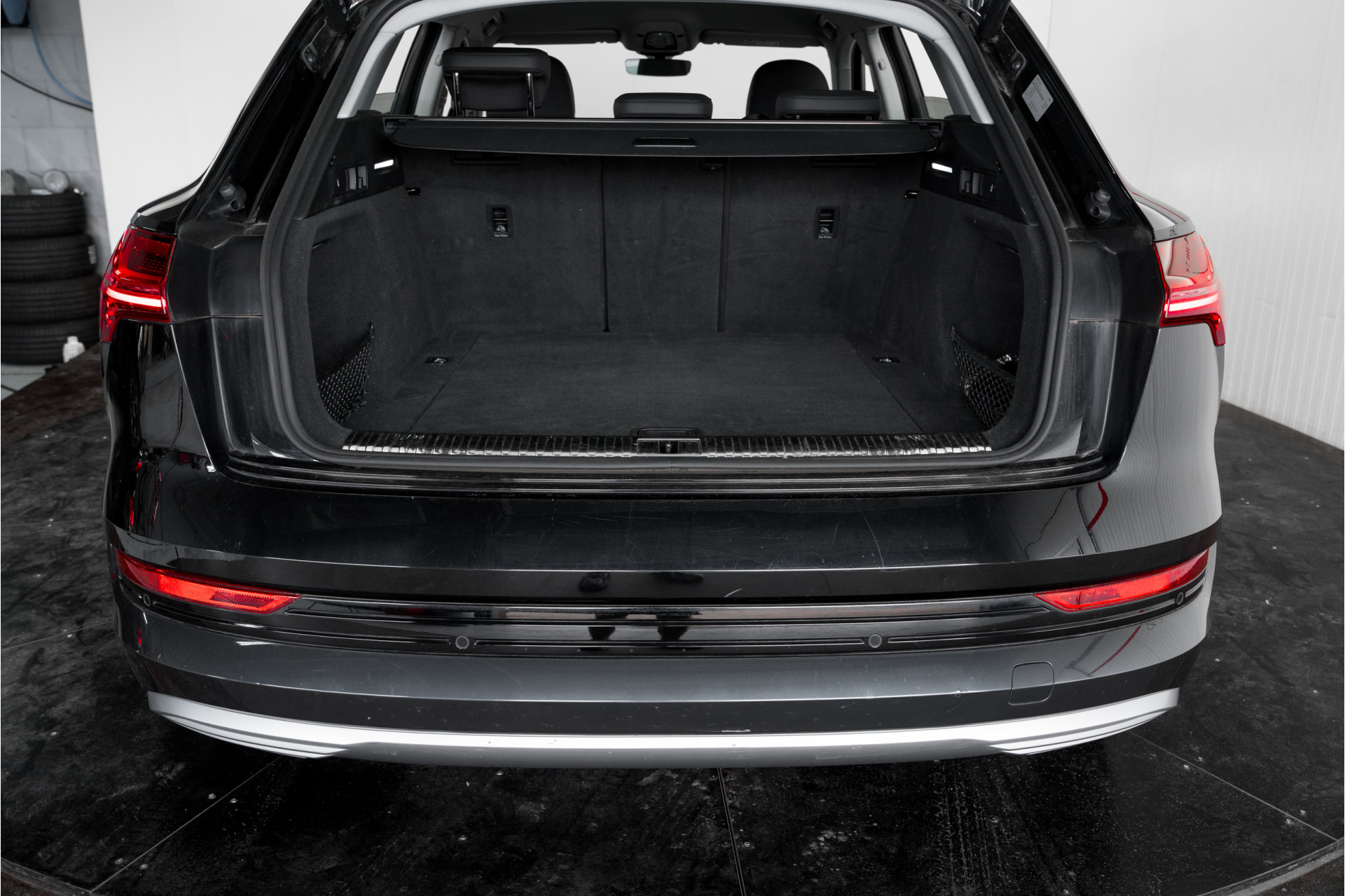 Foto van Audi E-tron 55