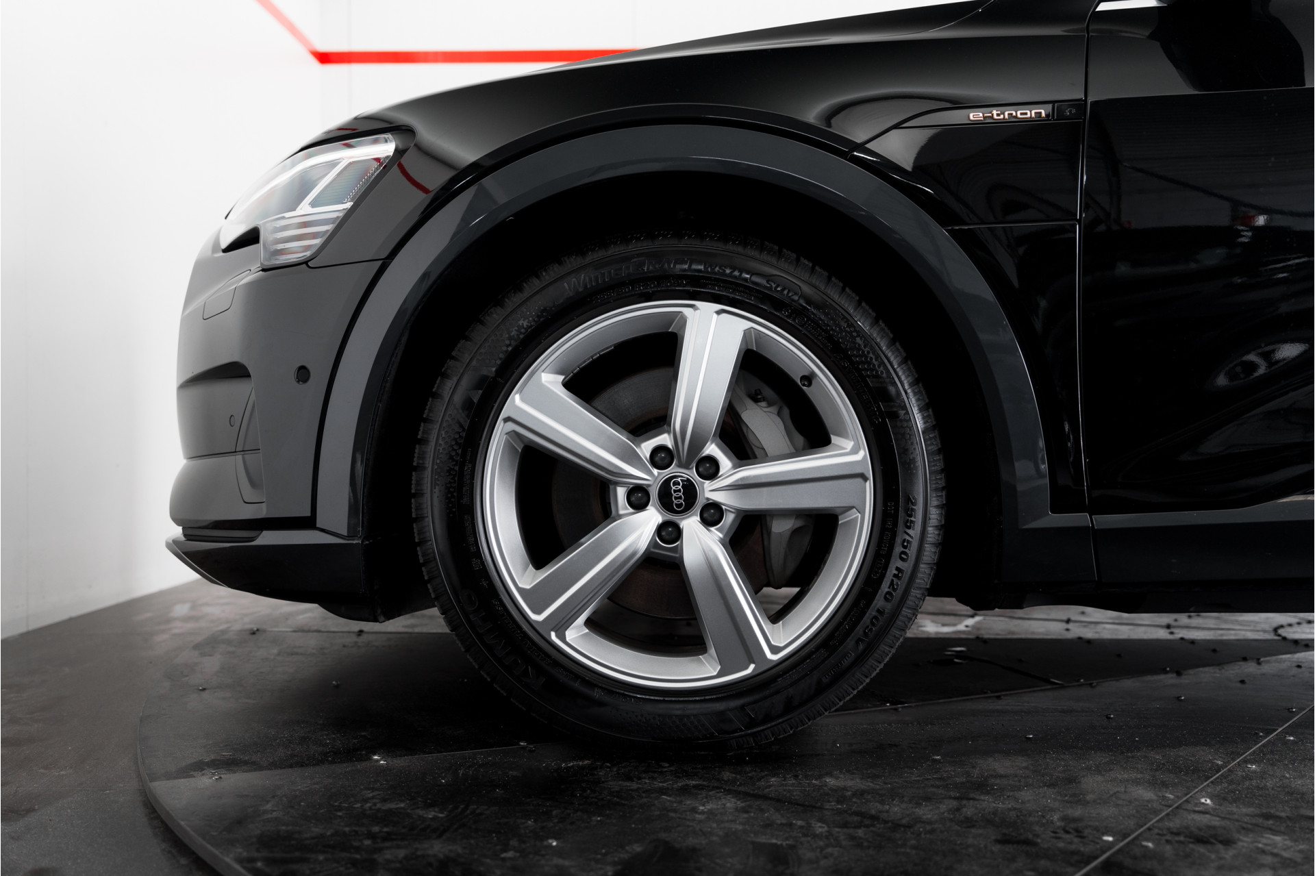 Foto van Audi E-tron 55