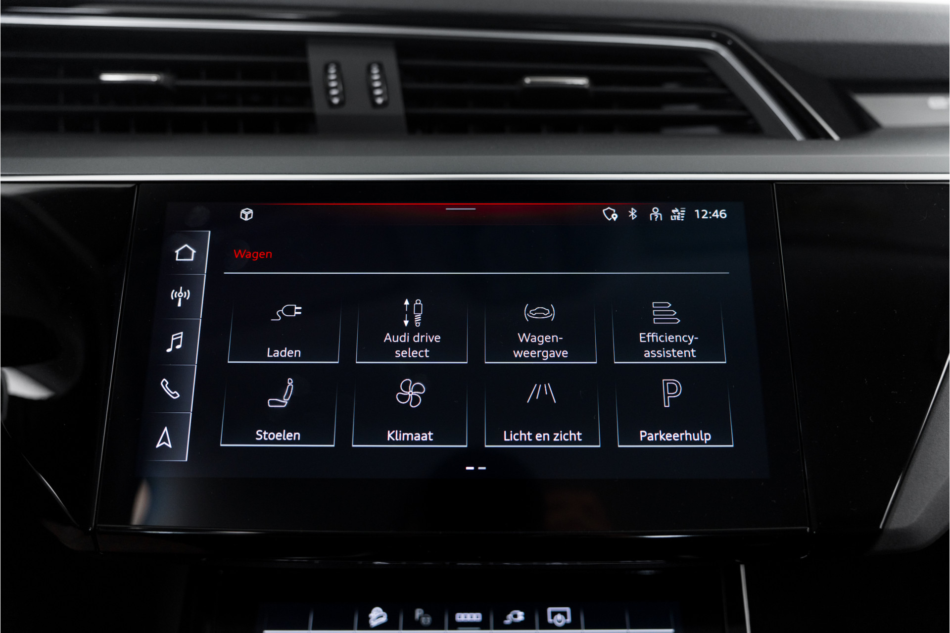 Foto van Audi E-tron 55