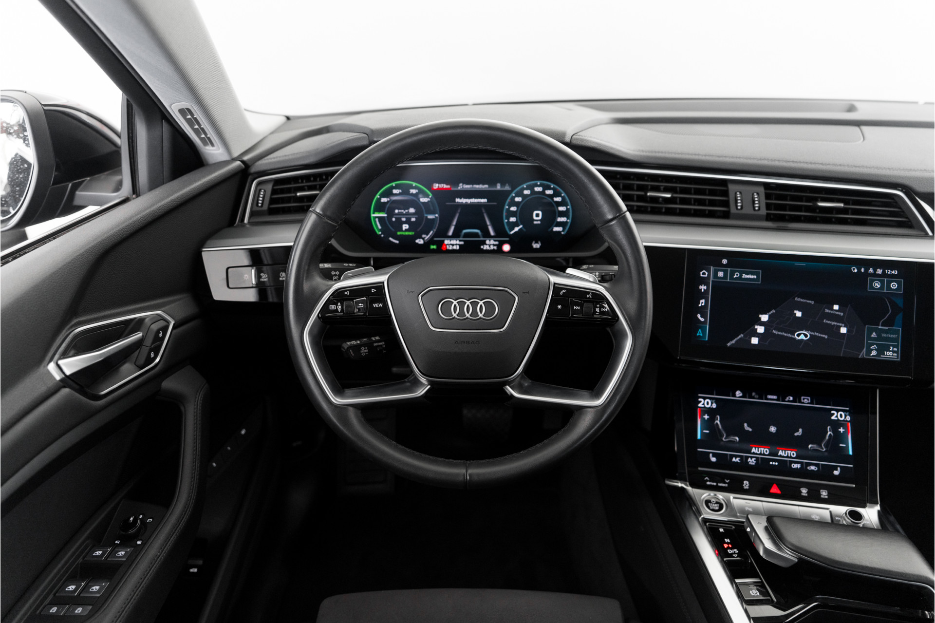 Foto van Audi E-tron 55