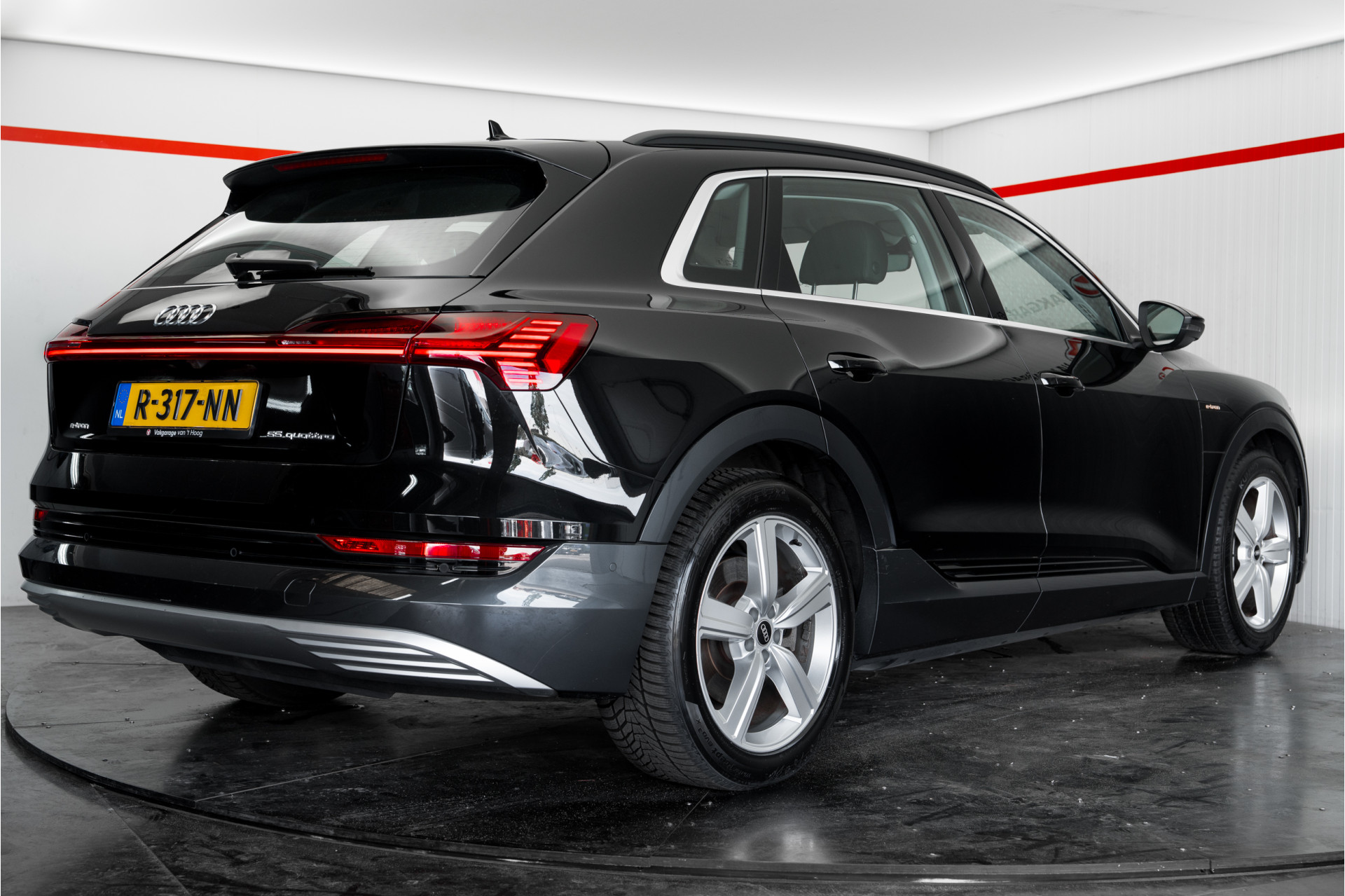 Foto van Audi E-tron 55