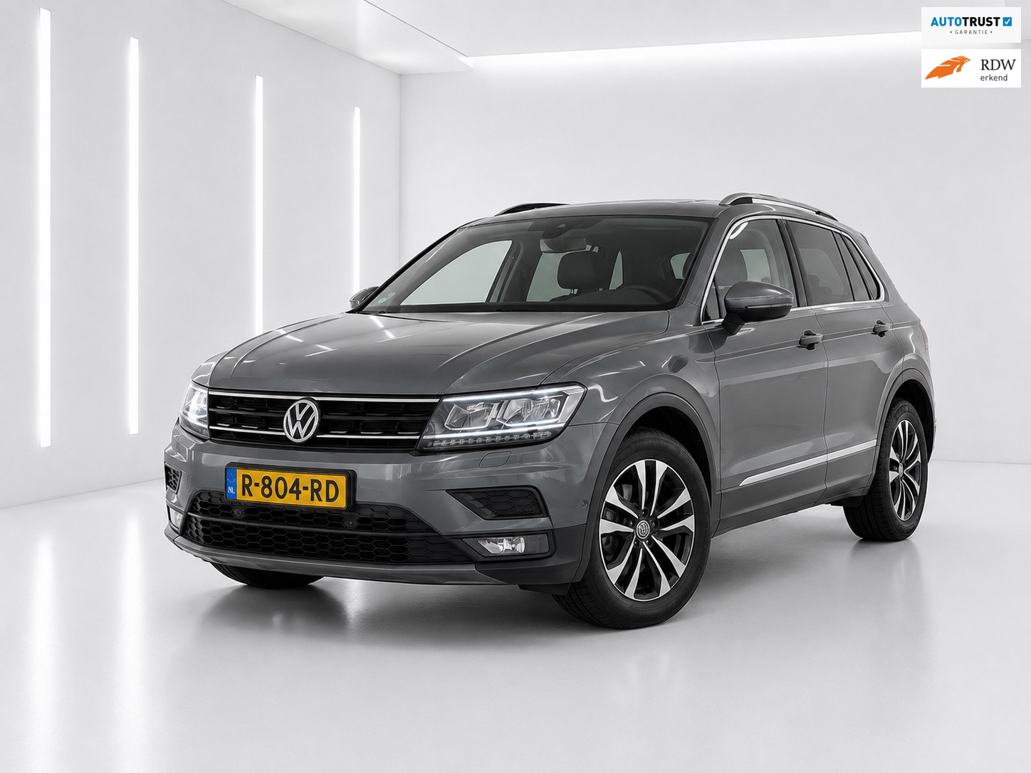 Volkswagen Tiguan 1.5 TSI DSG/ACC/Camera/Virtual Cockpit 2019 - voorkant