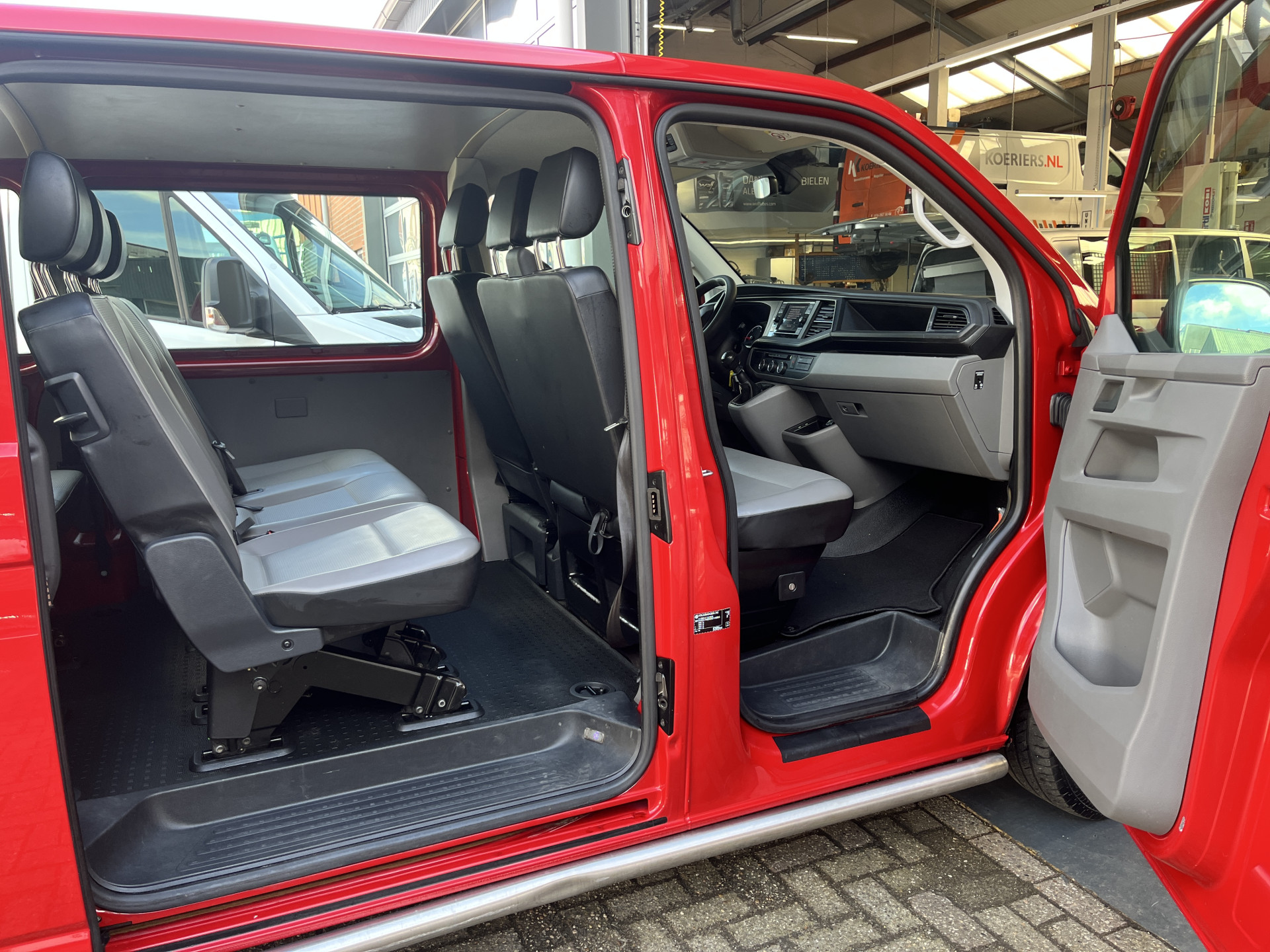 Foto van Volkswagen Transporter Kombi