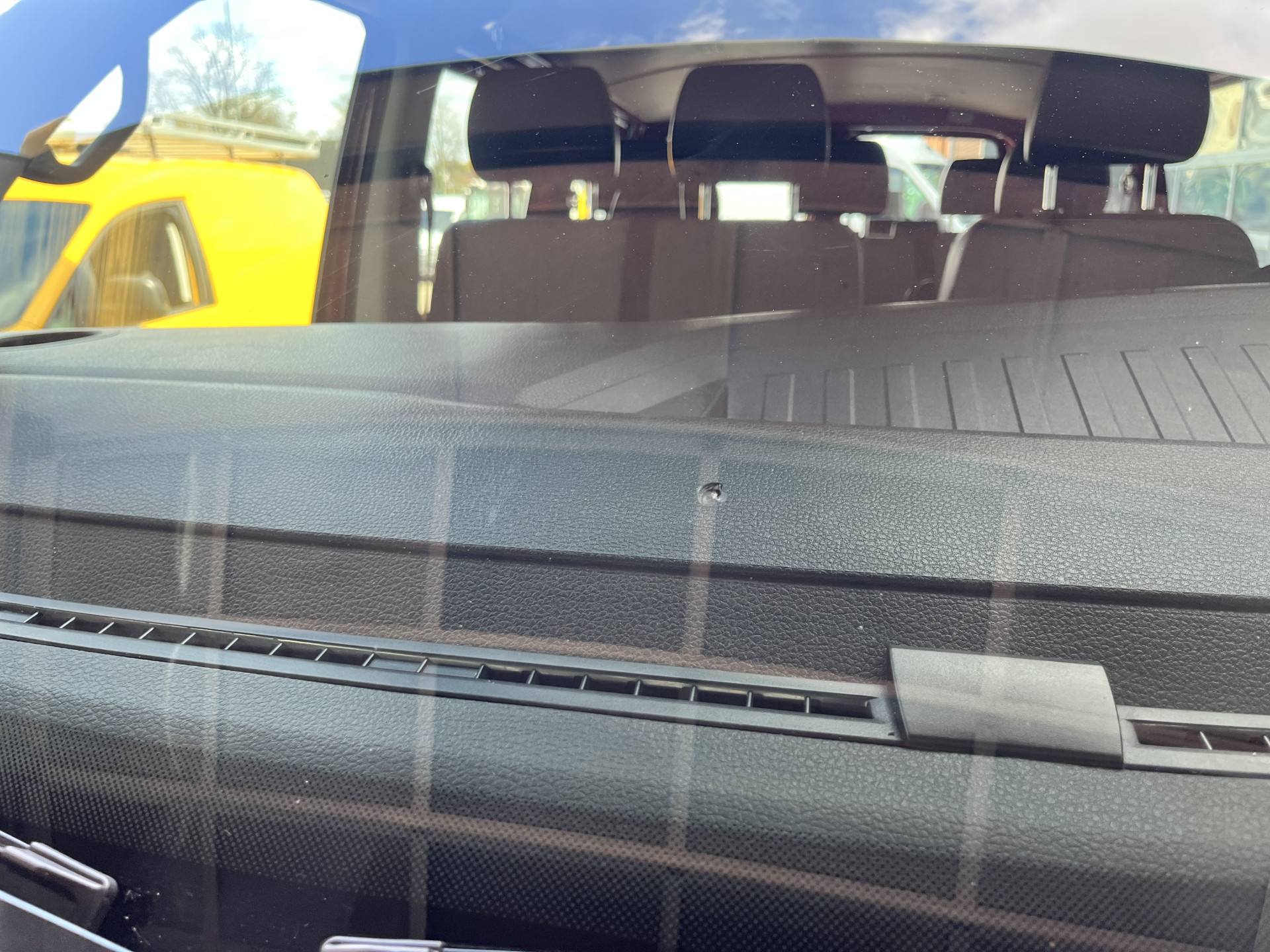 Foto van Volkswagen Transporter Kombi